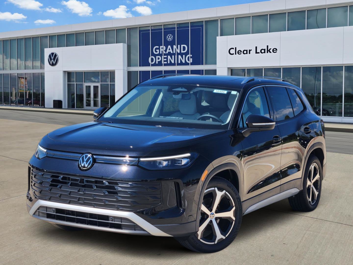 2027 Volkswagen Tiguan SE