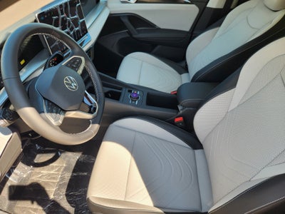 2027 Volkswagen Tiguan SE