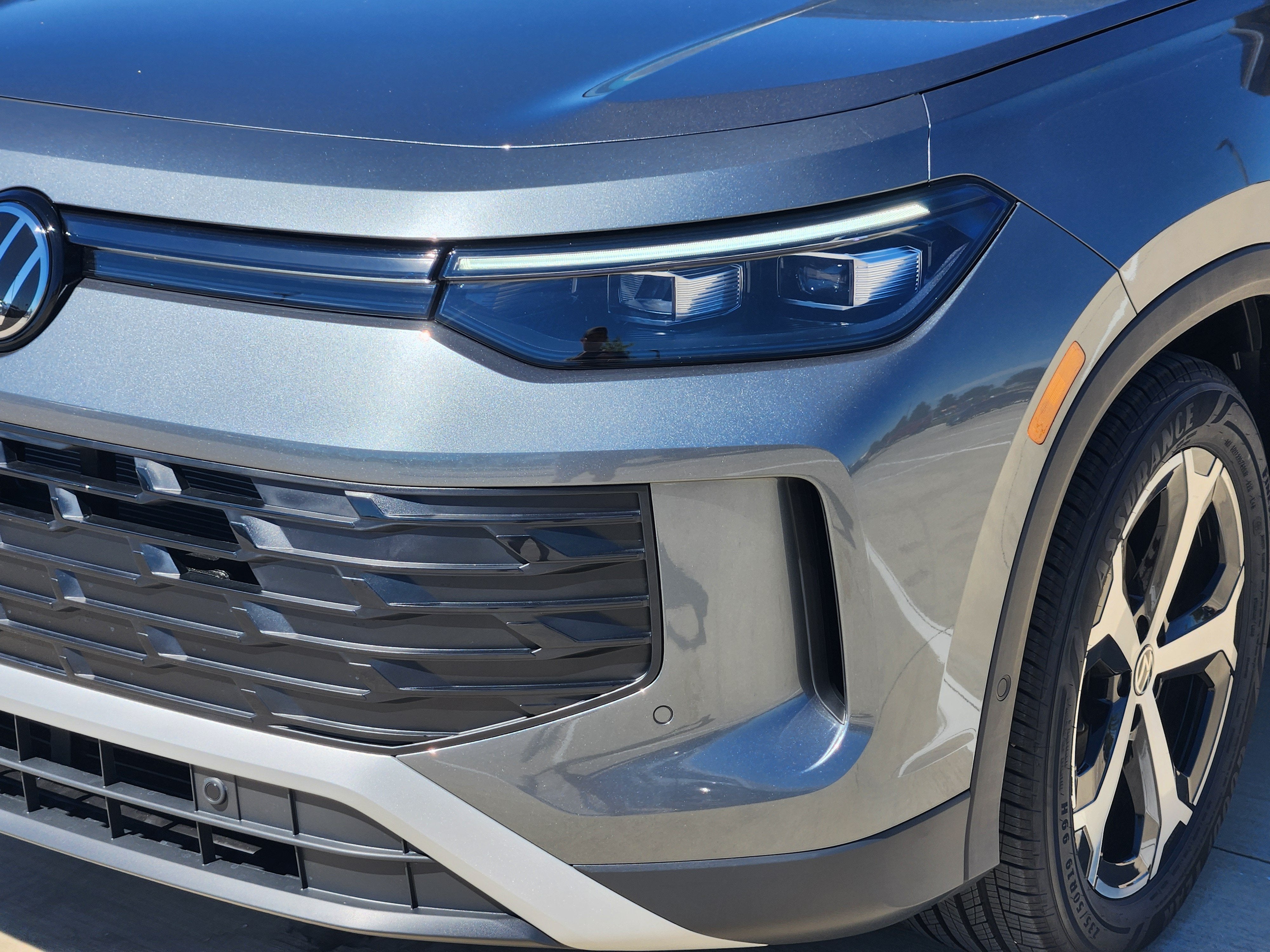 2027 Volkswagen Tiguan SE
