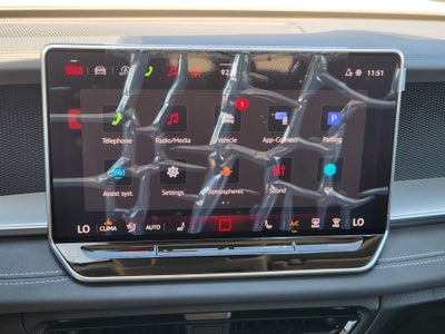2027 Volkswagen Tiguan SE