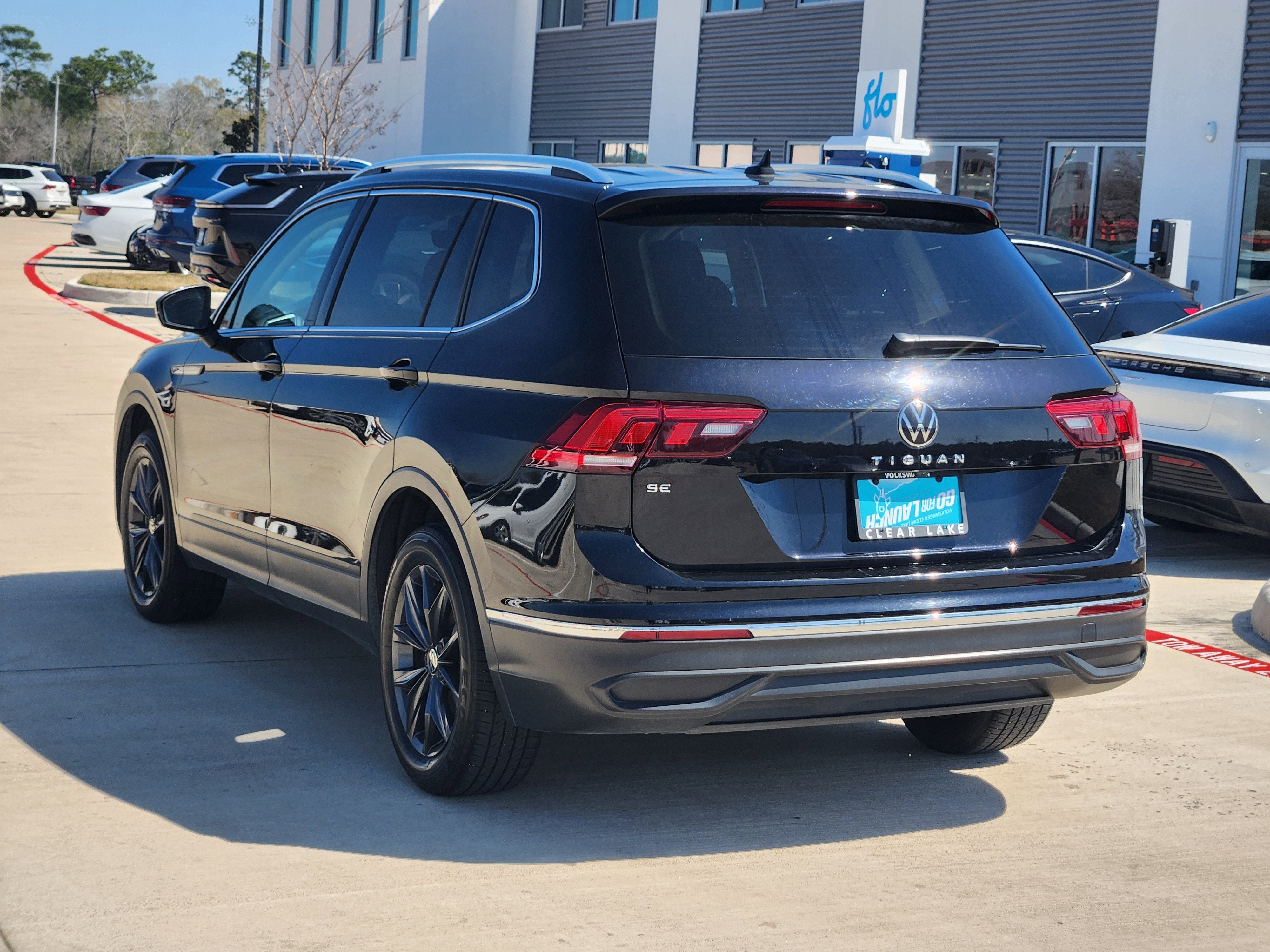 2023 Volkswagen Tiguan SE