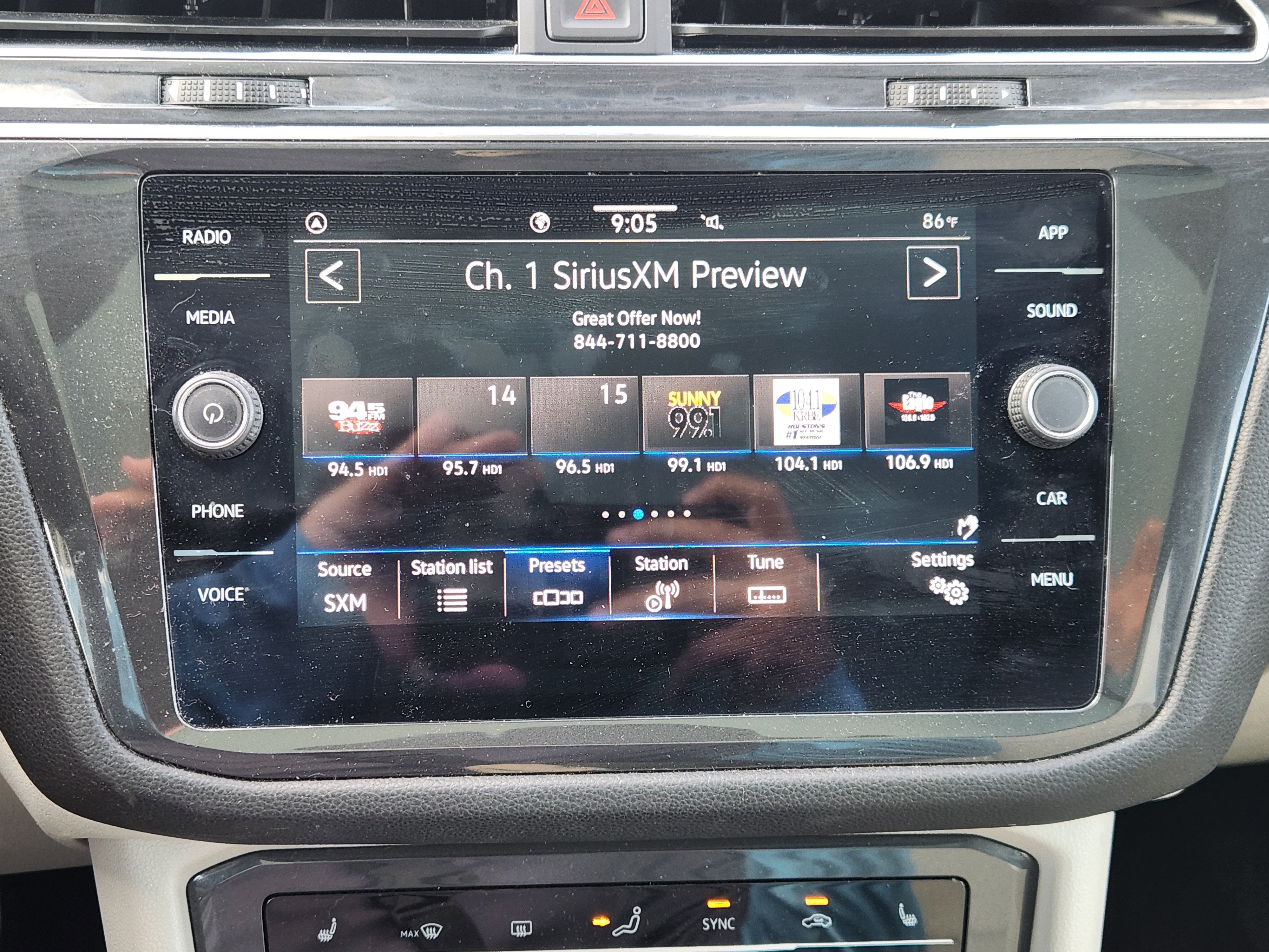 2023 Volkswagen Tiguan SE