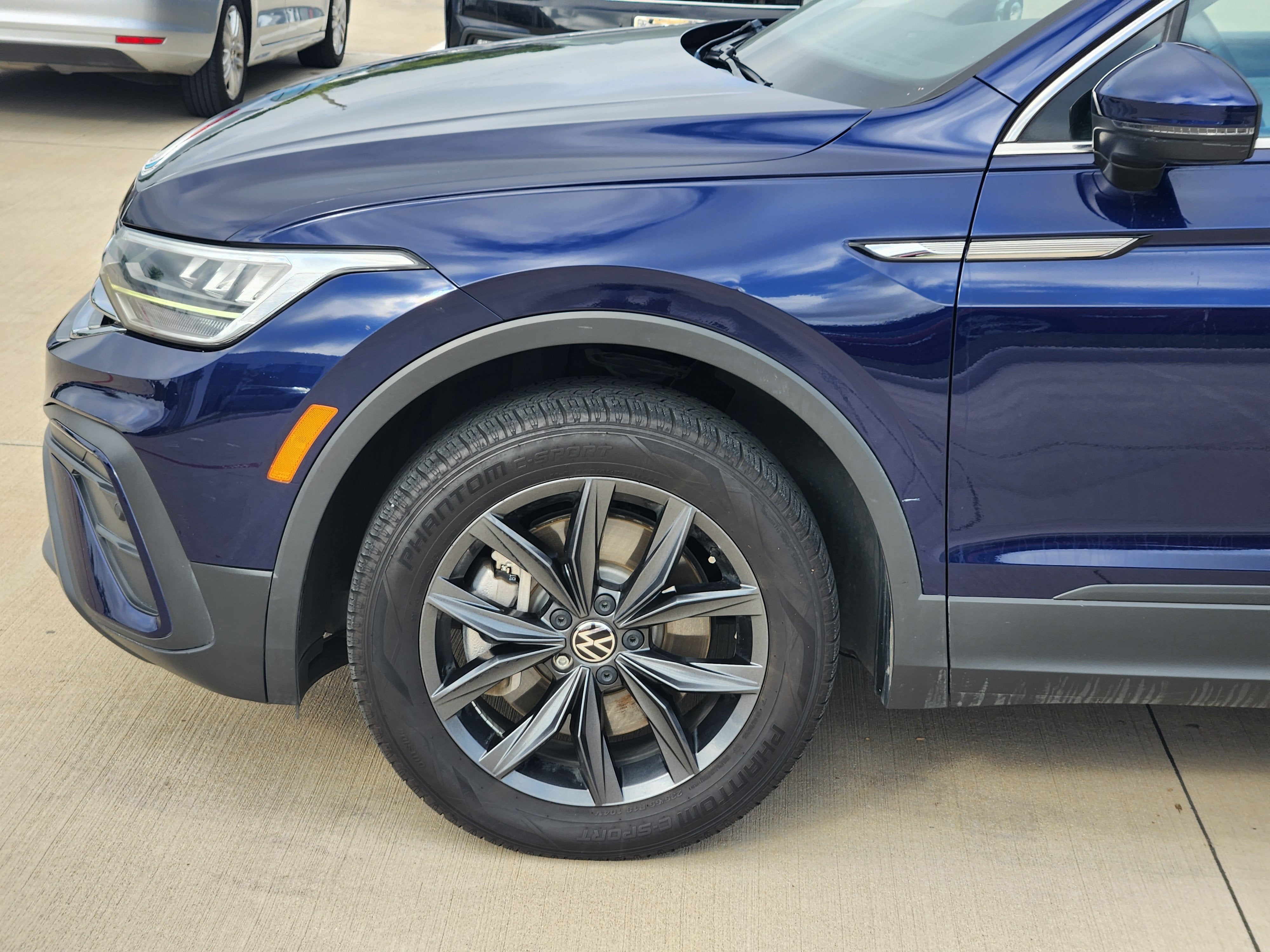 2023 Volkswagen Tiguan SE
