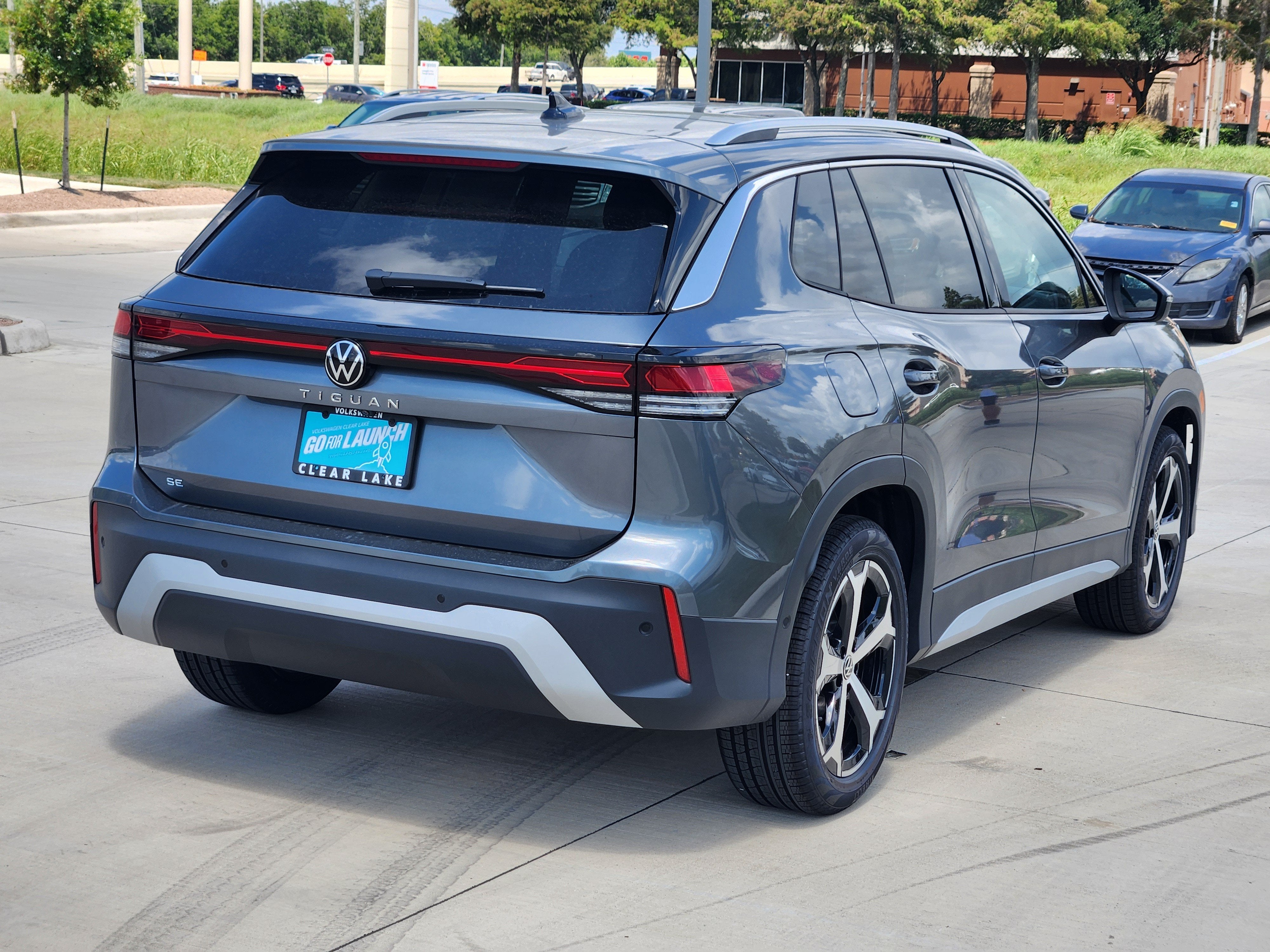 2026 Volkswagen Tiguan SE