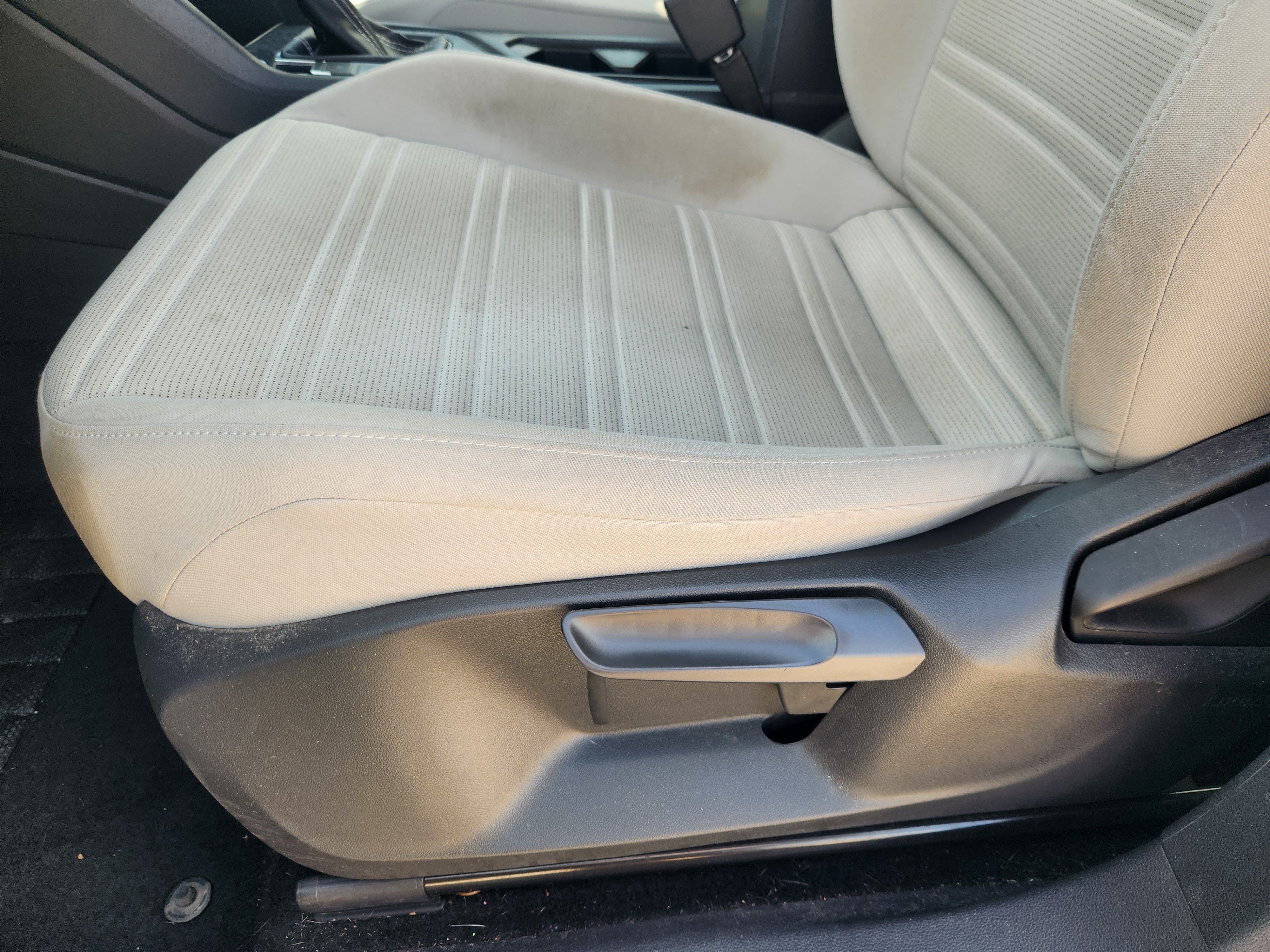 2023 Volkswagen Tiguan S