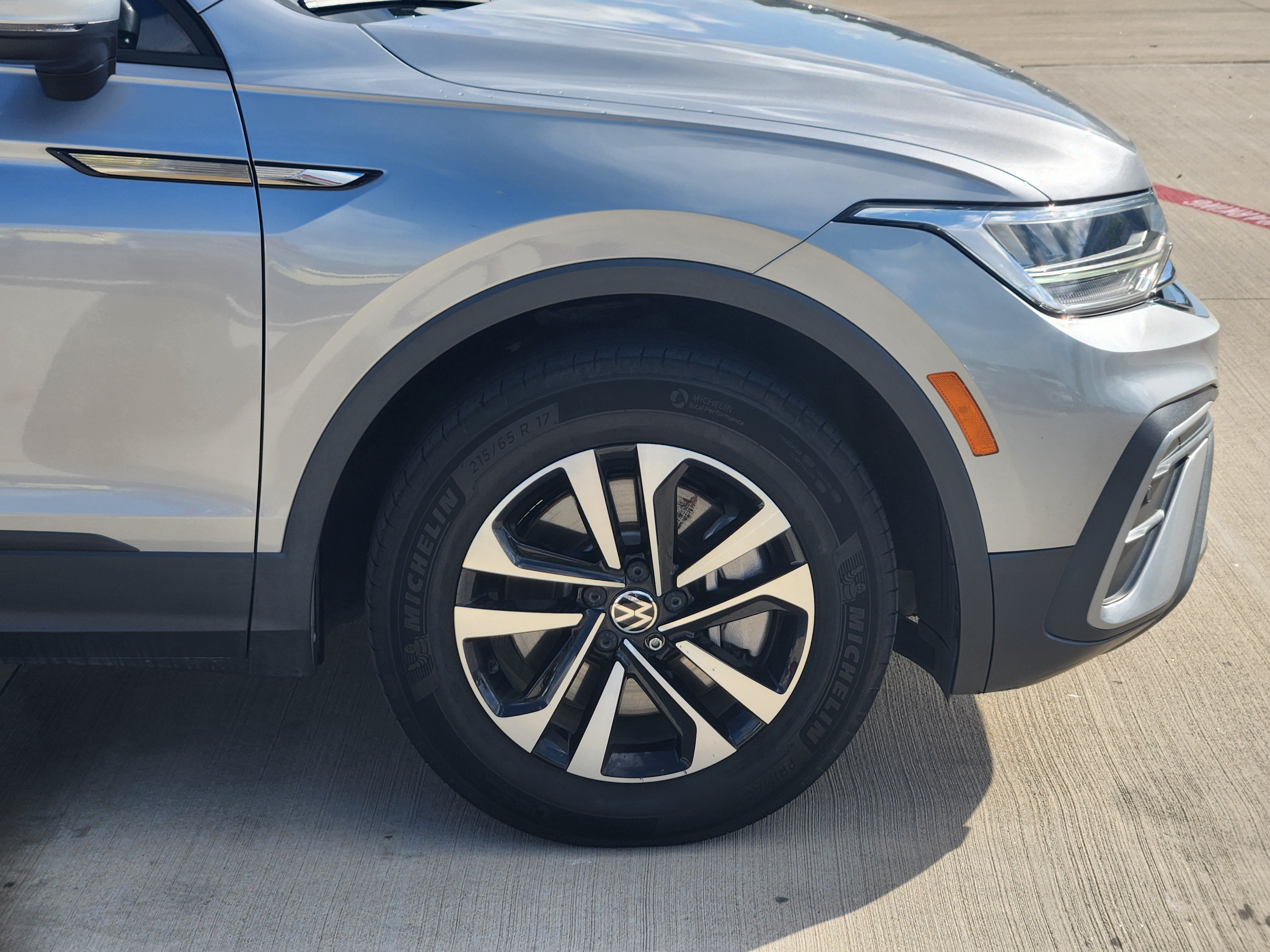 2024 Volkswagen Tiguan S
