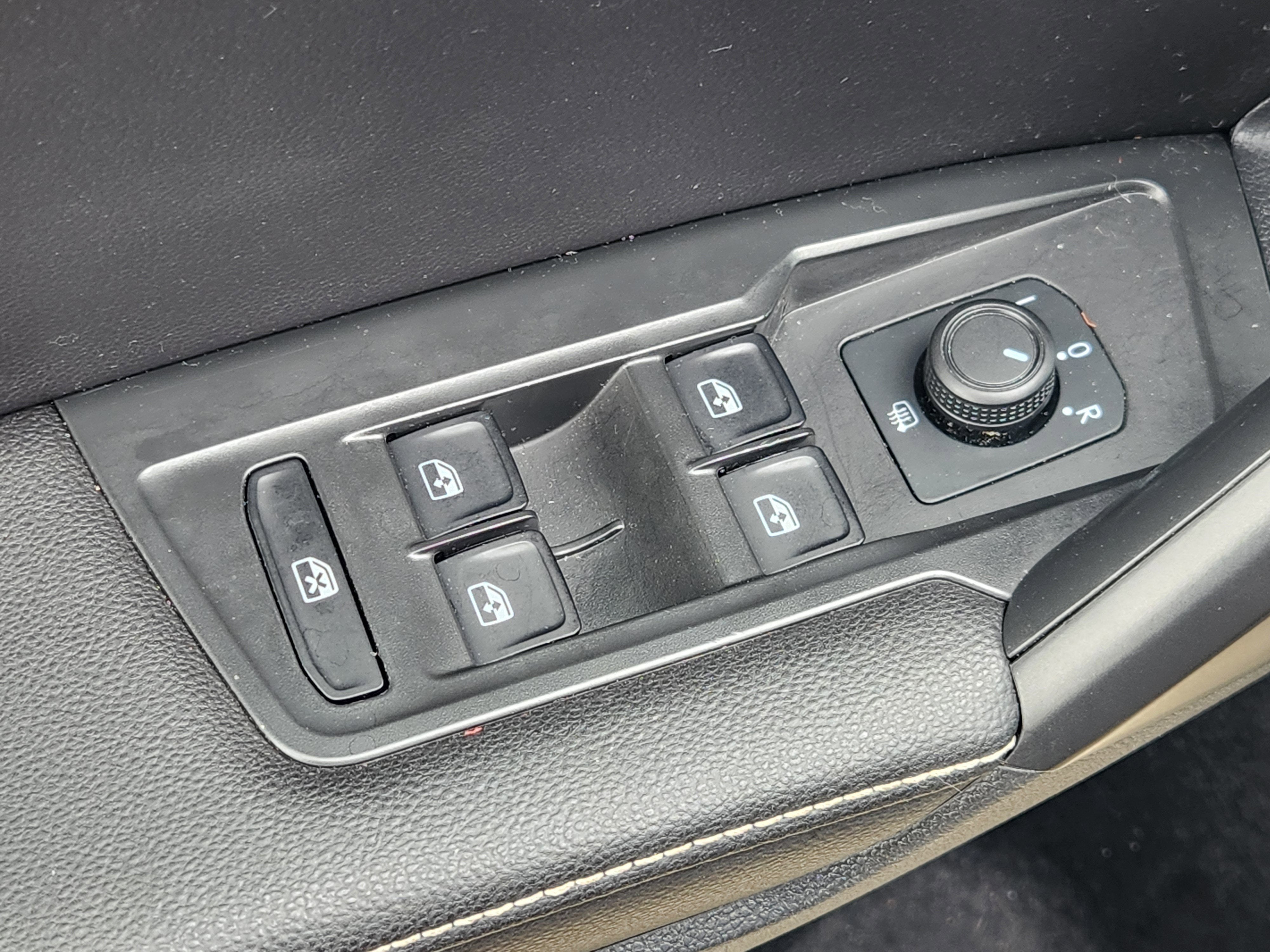 2023 Volkswagen Tiguan S