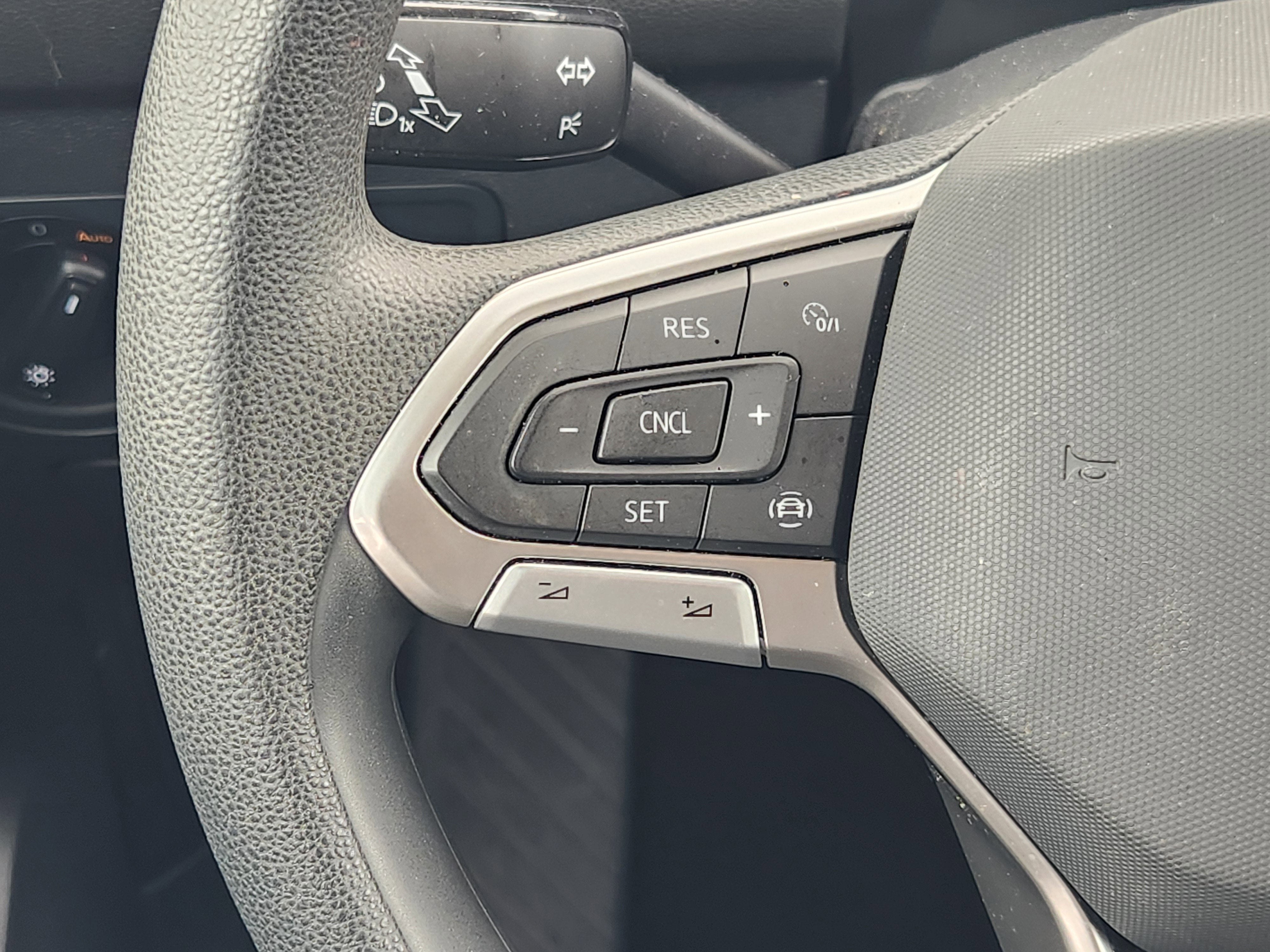 2023 Volkswagen Tiguan S