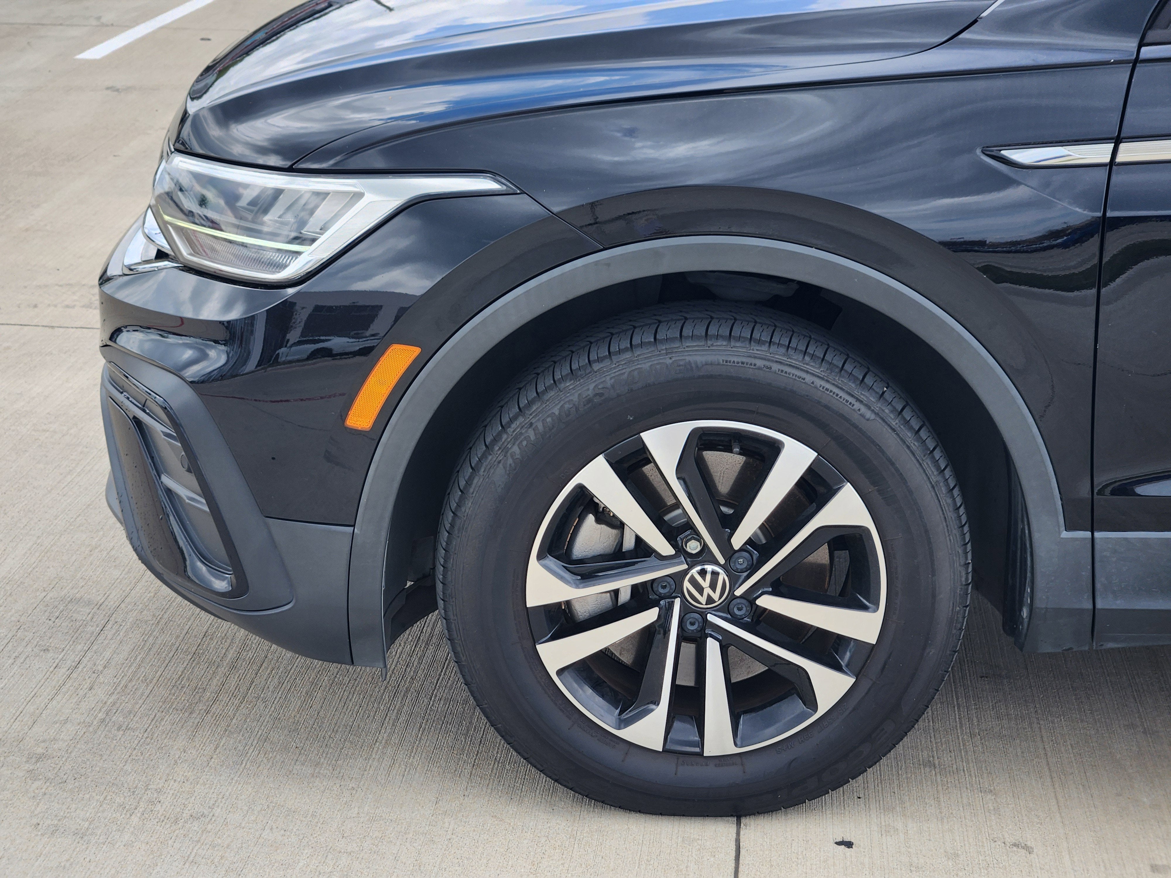 2023 Volkswagen Tiguan S