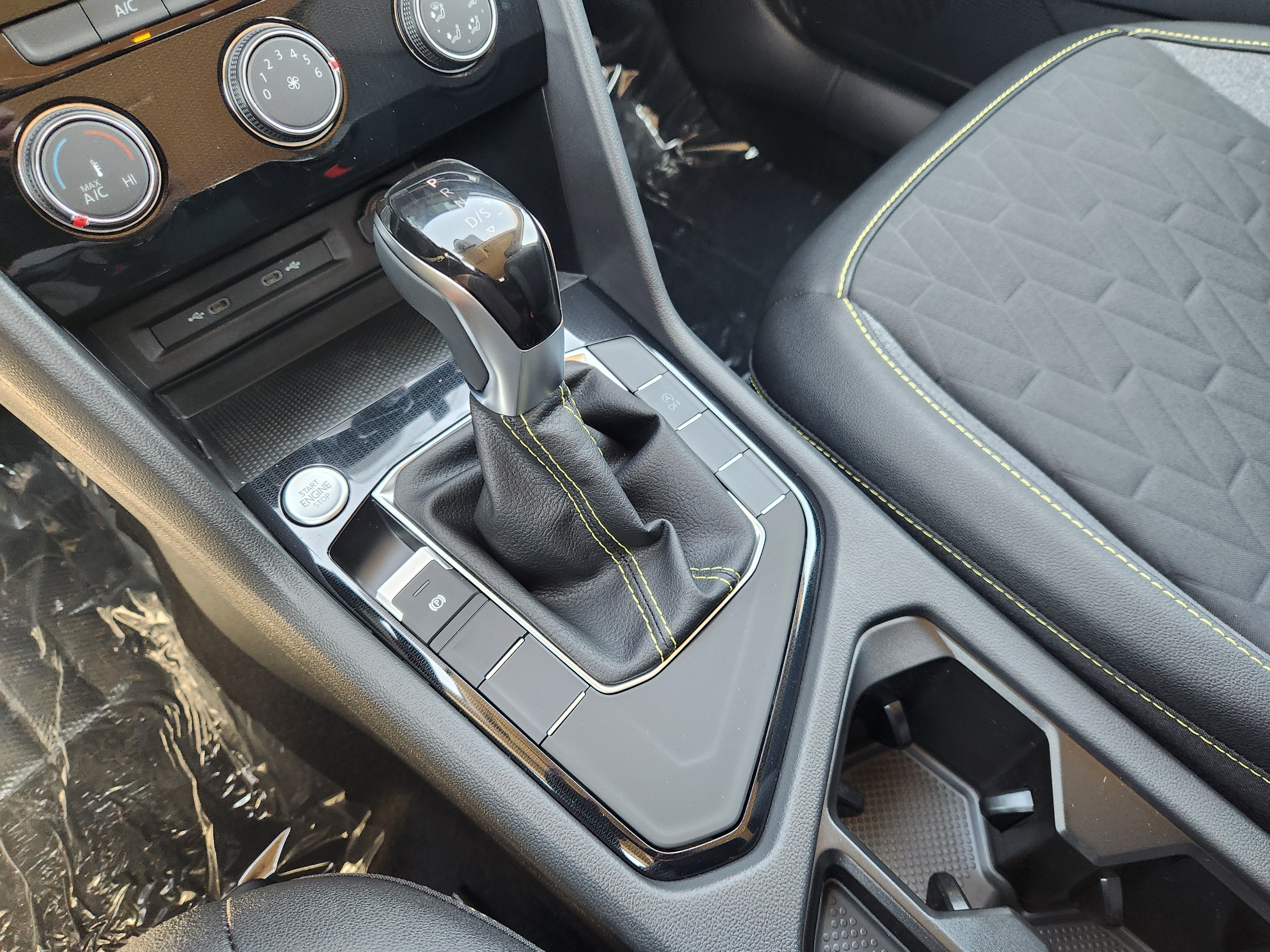 2027 Volkswagen Taos Sport