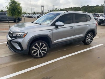 2022 Volkswagen Taos SE