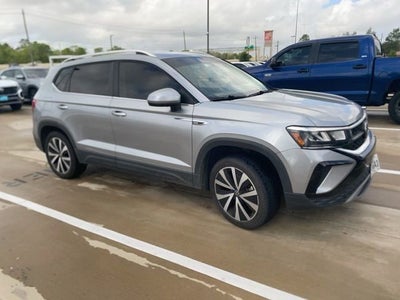 2022 Volkswagen Taos SE