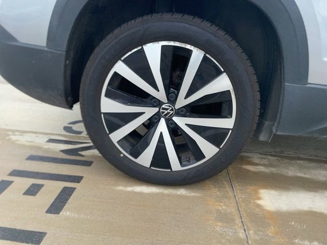 2022 Volkswagen Taos SE