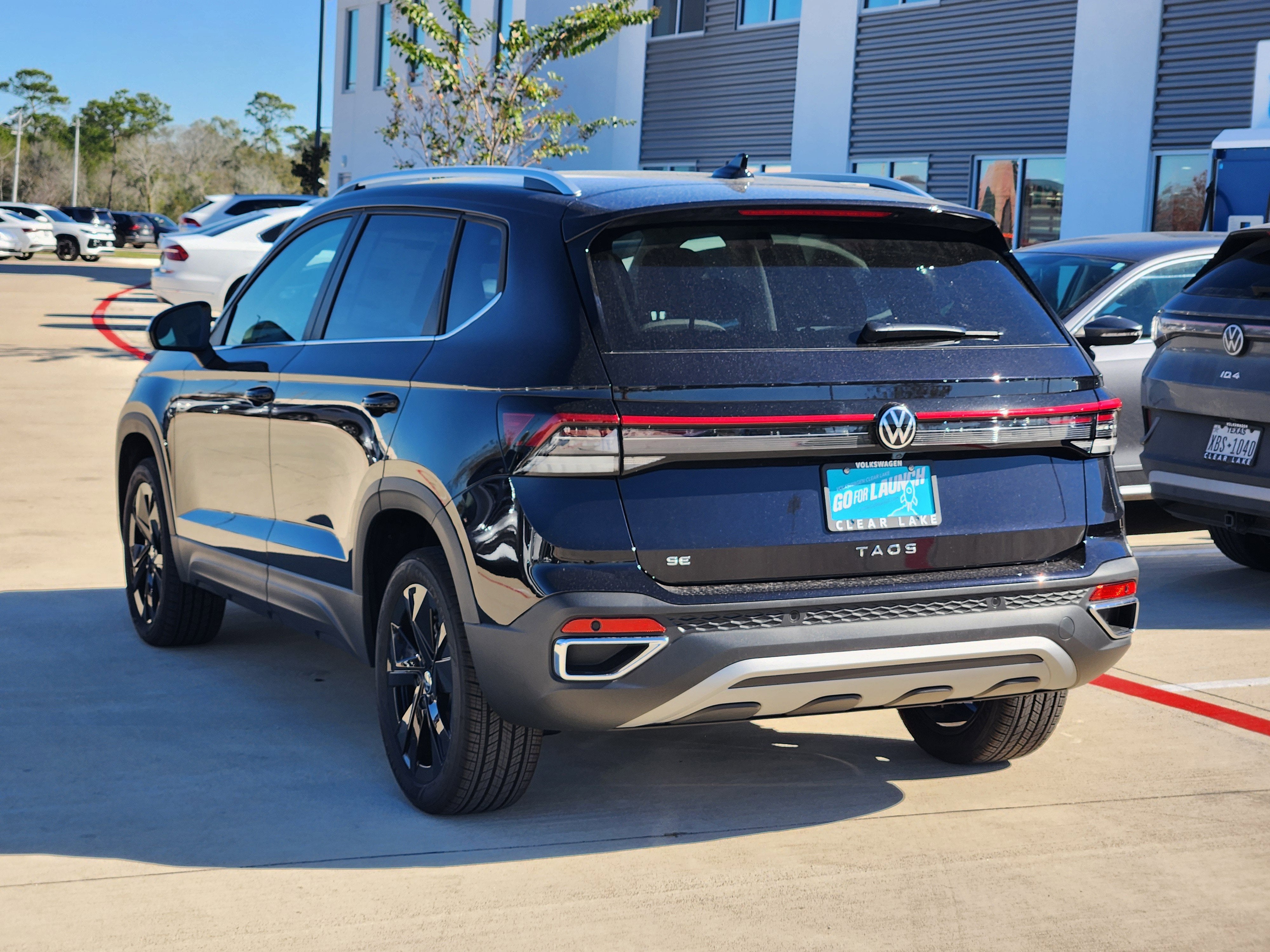 2026 Volkswagen Taos SE