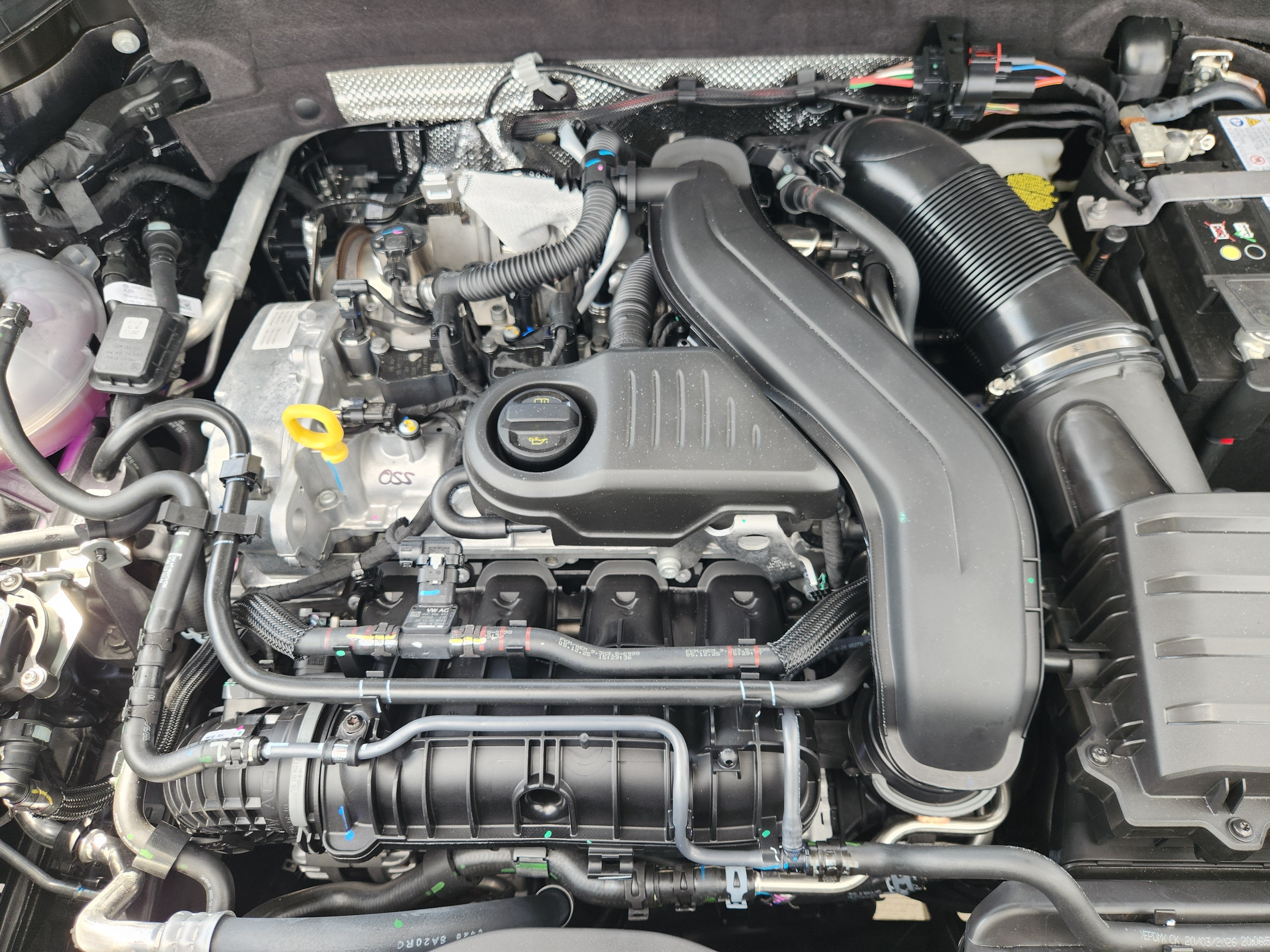 2026 Volkswagen Taos SE