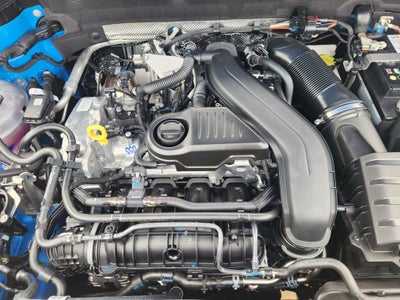 2027 Volkswagen Taos SE