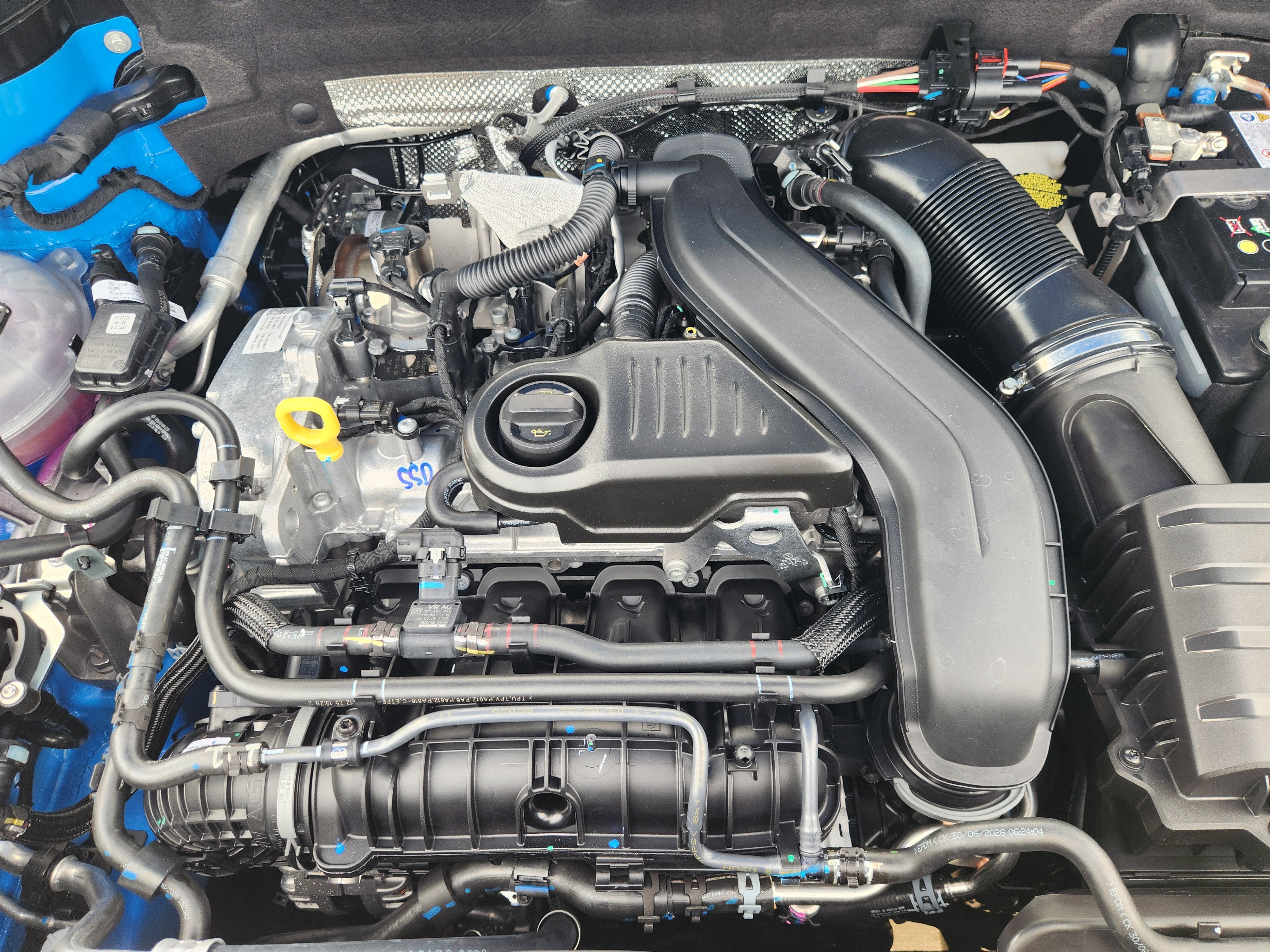 2027 Volkswagen Taos SE