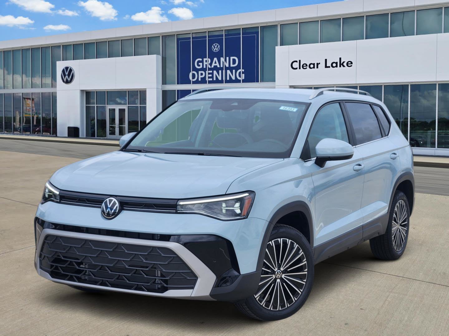 2027 Volkswagen Taos SE