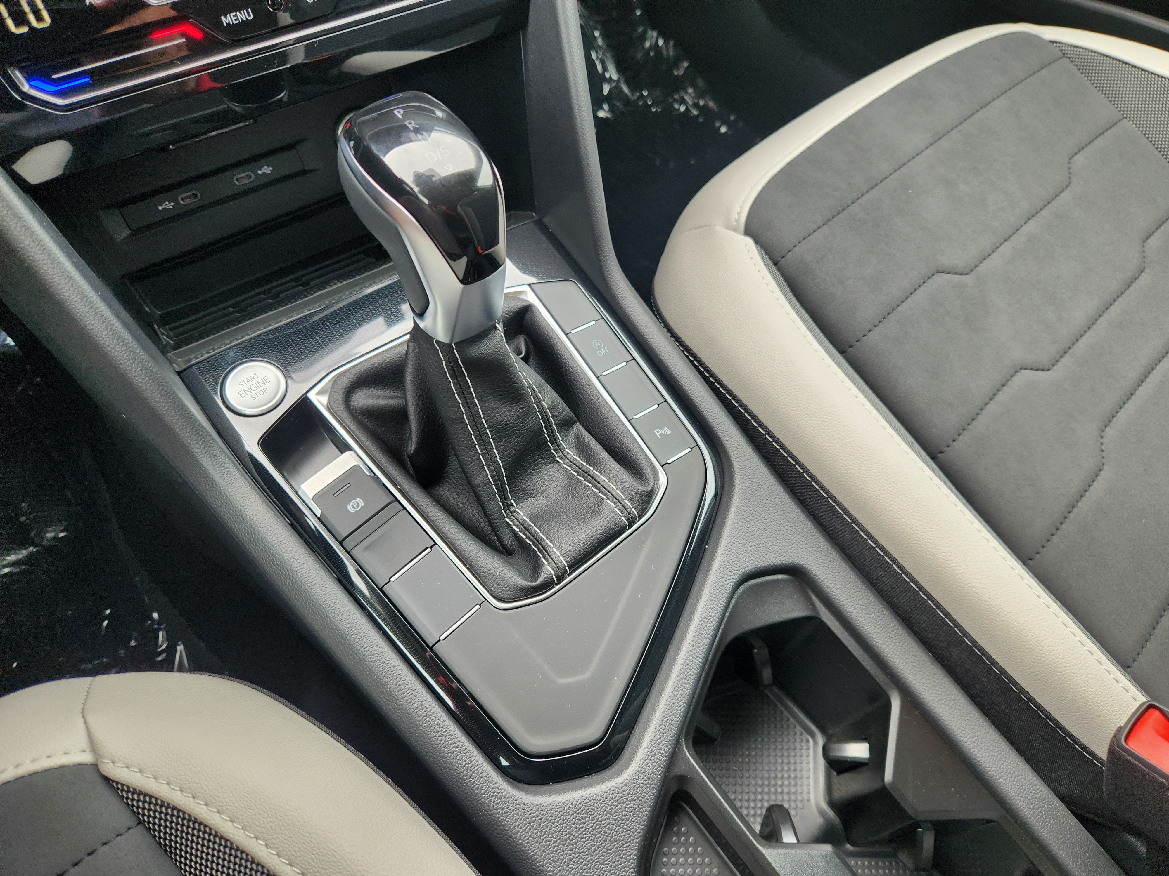 2027 Volkswagen Taos SE
