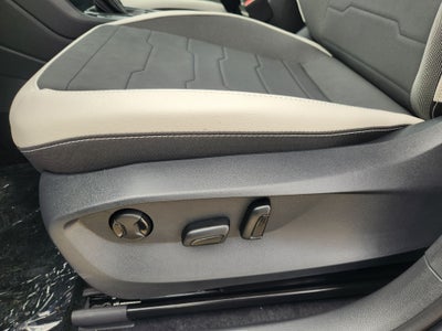 2027 Volkswagen Taos SE