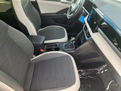 2027 Volkswagen Taos SE