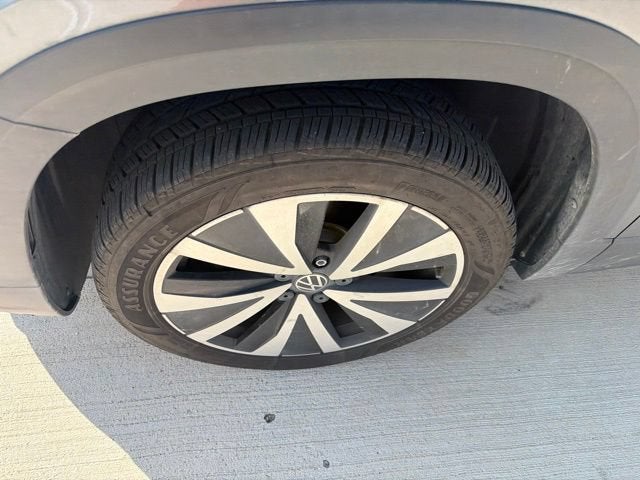2024 Volkswagen Taos SE