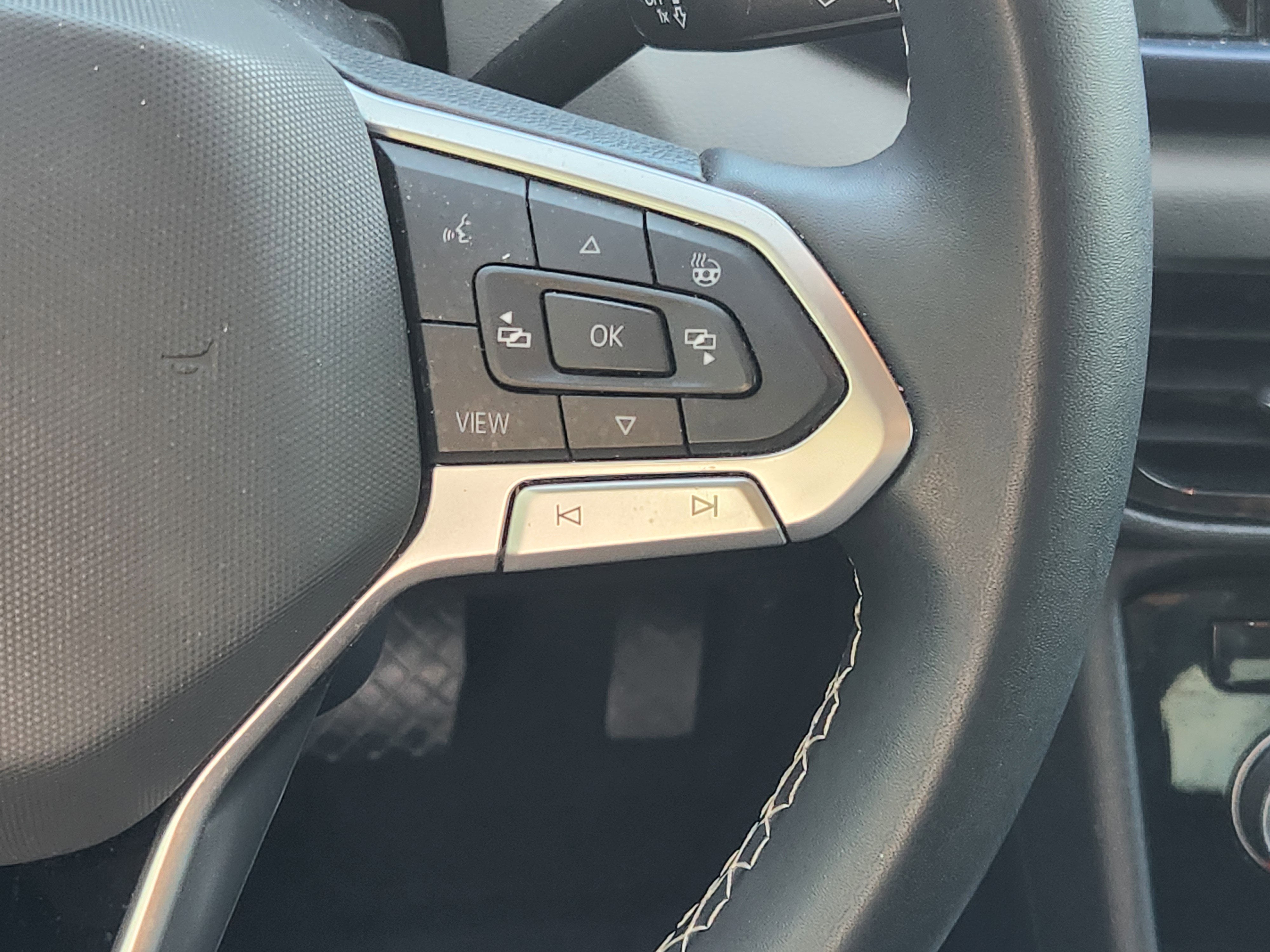 2023 Volkswagen Taos SE