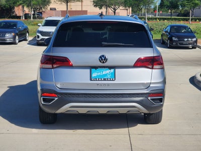 2023 Volkswagen Taos SE
