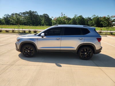 2023 Volkswagen Taos SE