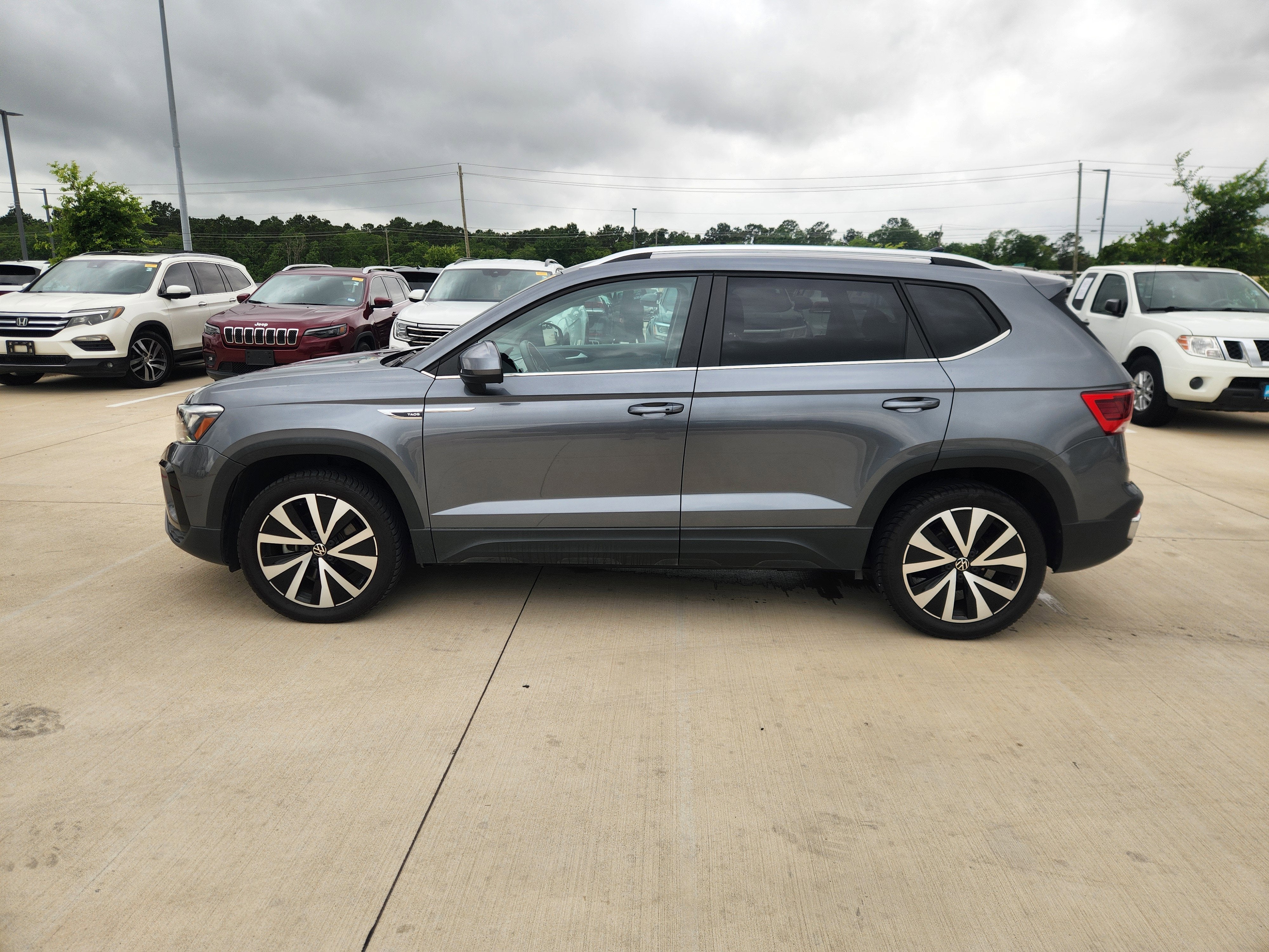 2022 Volkswagen Taos SE