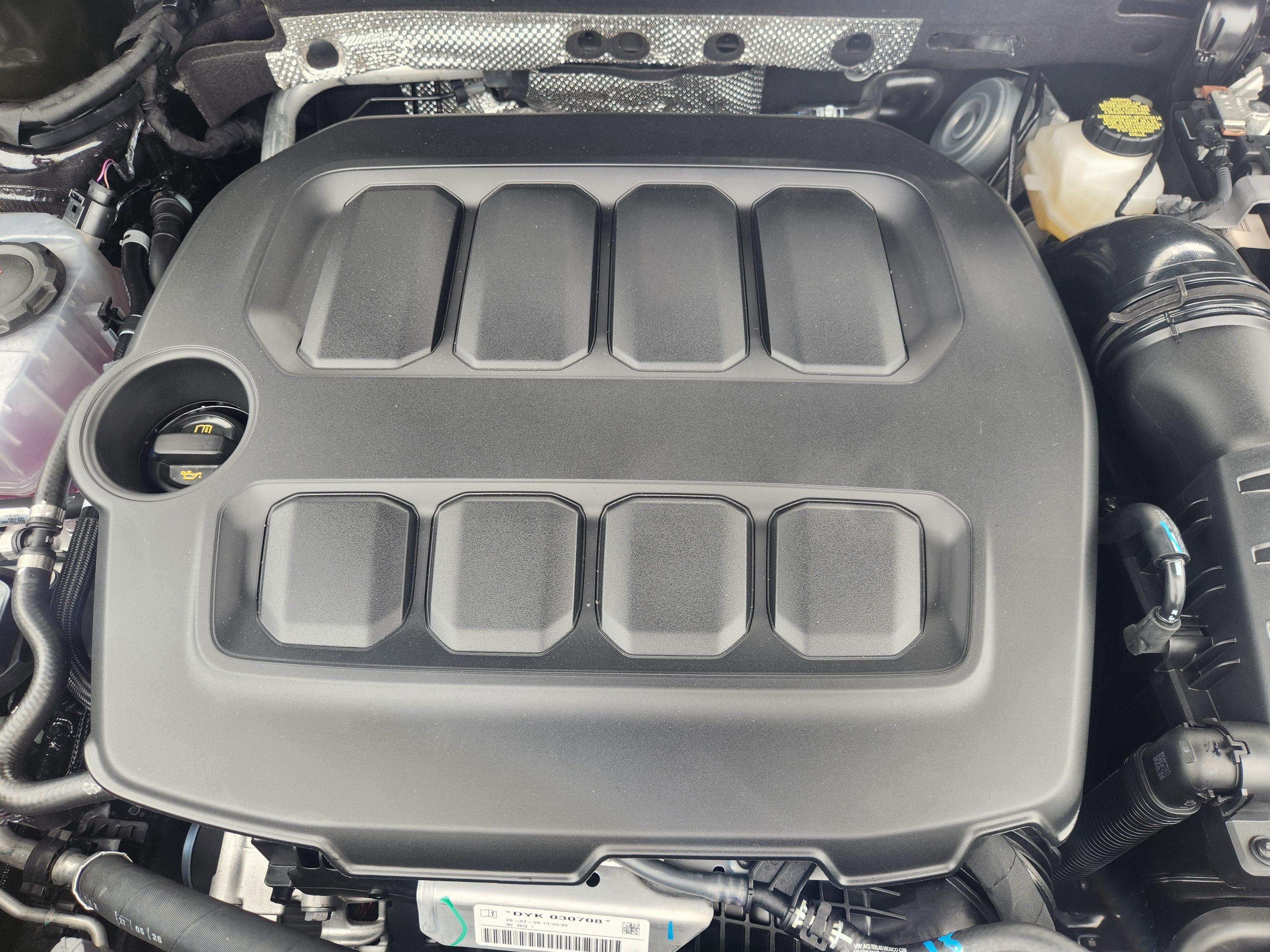 2026 Volkswagen Tiguan SEL R-Line Turbo