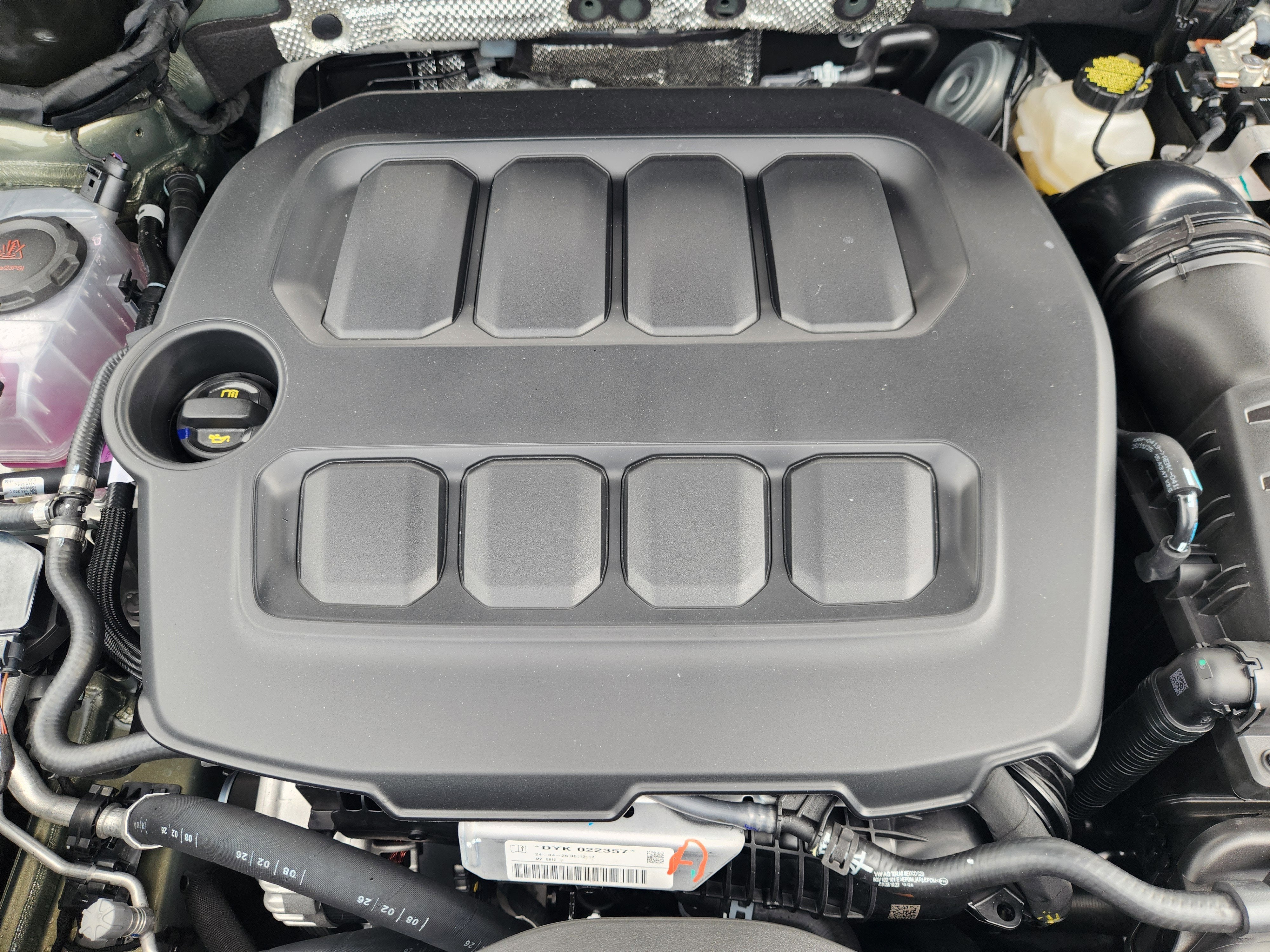 2026 Volkswagen Tiguan SEL R-Line Turbo