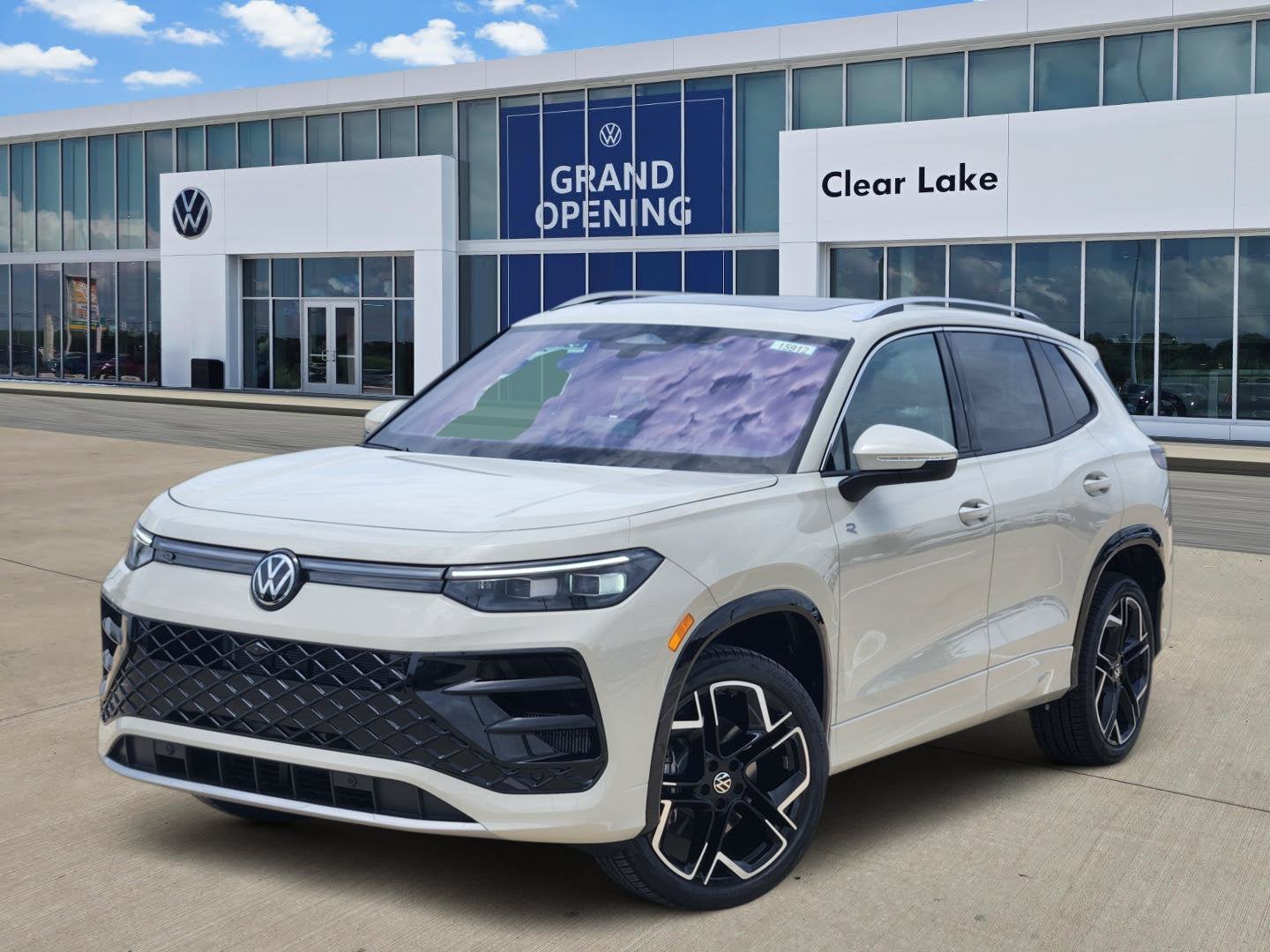 2026 Volkswagen Tiguan SEL R-Line Turbo