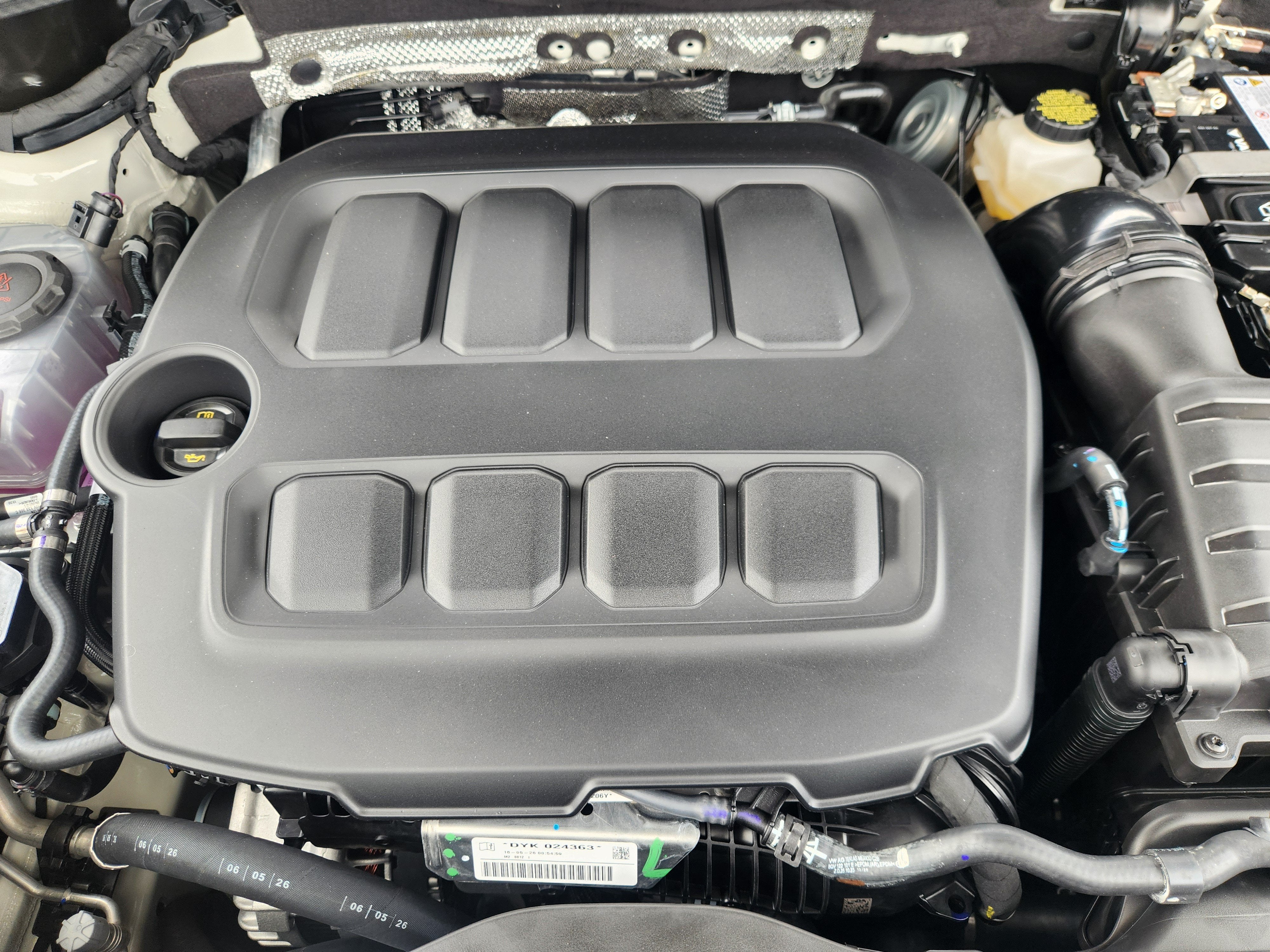 2026 Volkswagen Tiguan SEL R-Line Turbo