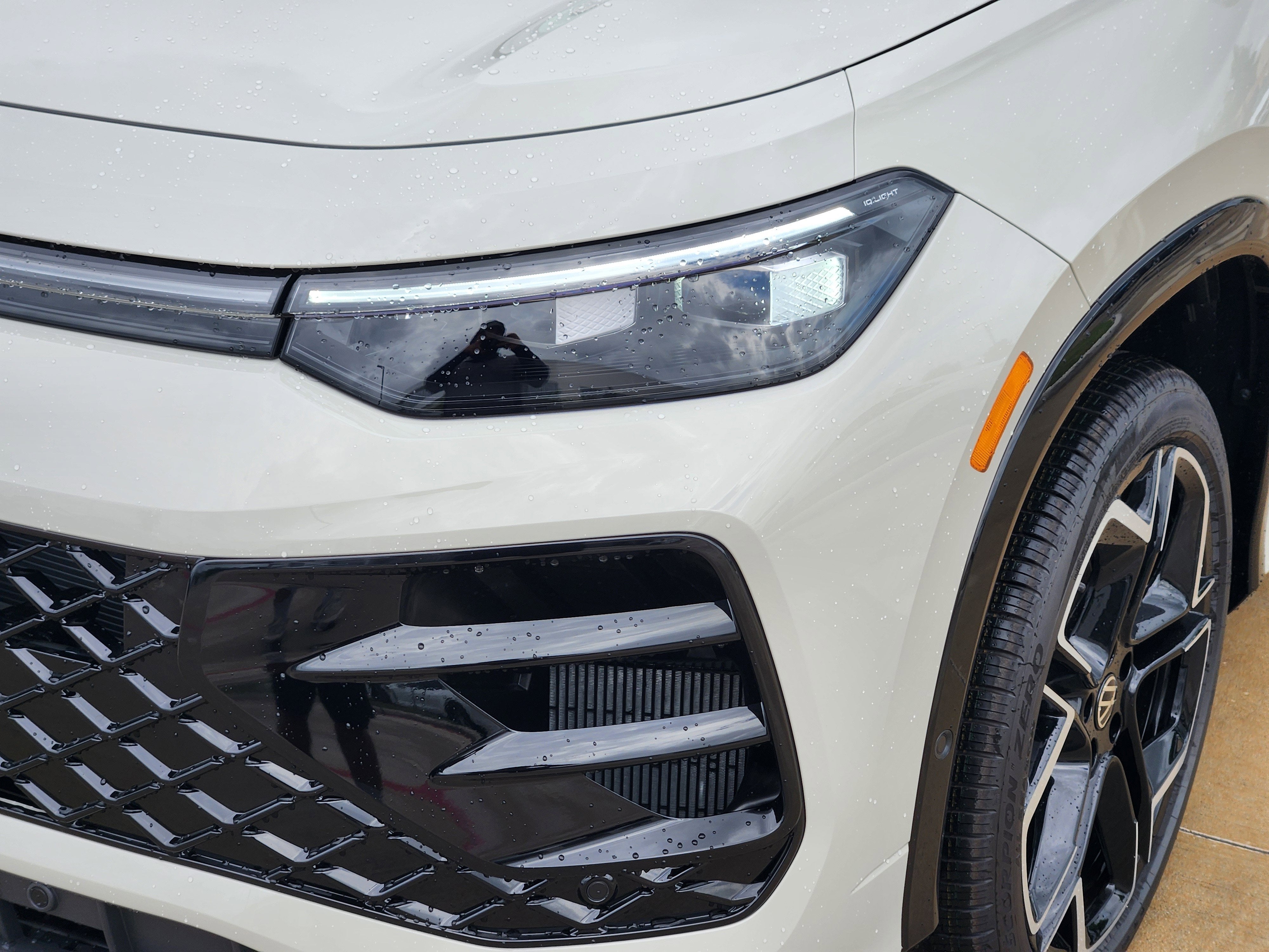 2026 Volkswagen Tiguan SEL R-Line Turbo