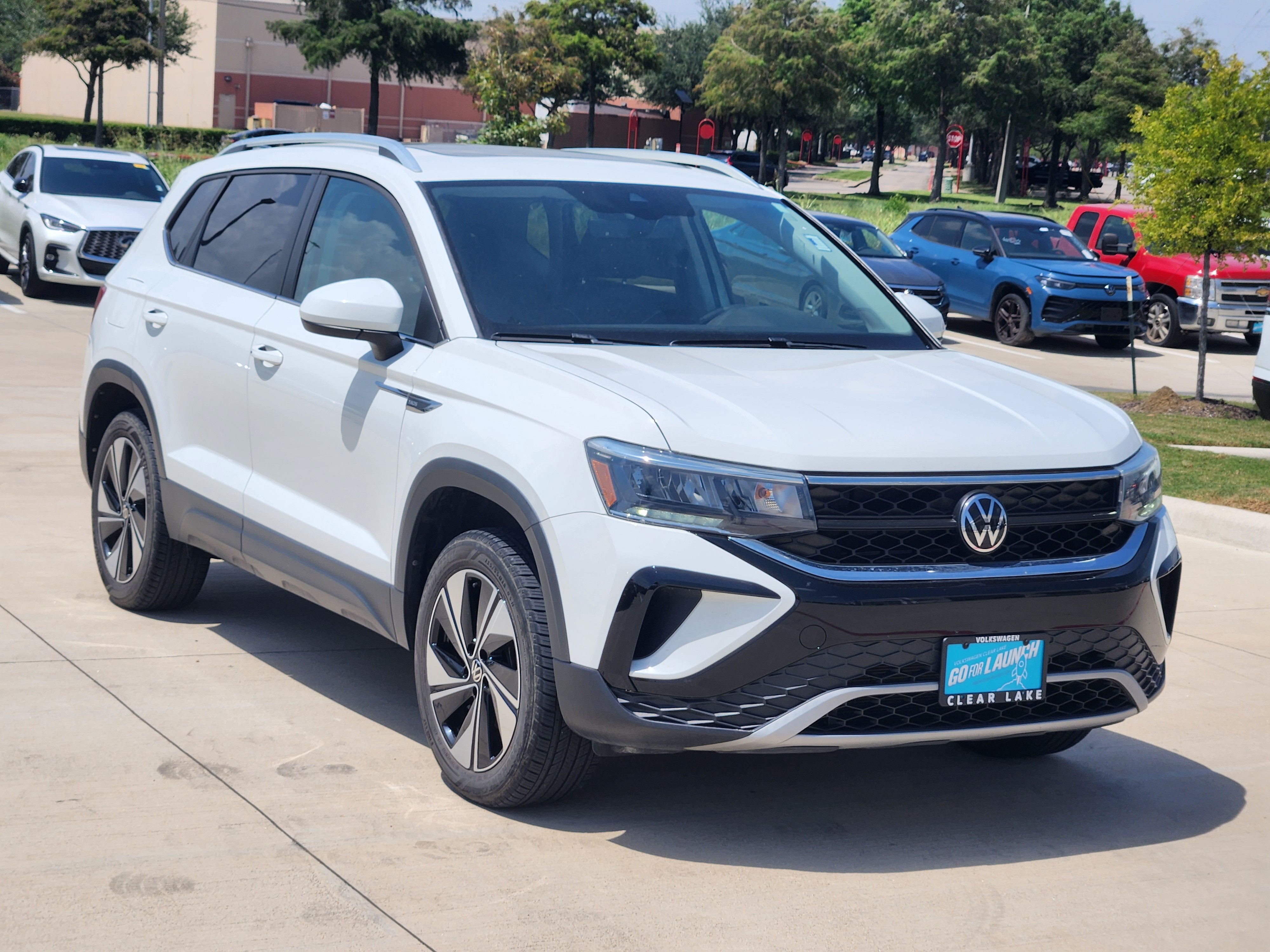 2024 Volkswagen Taos SE