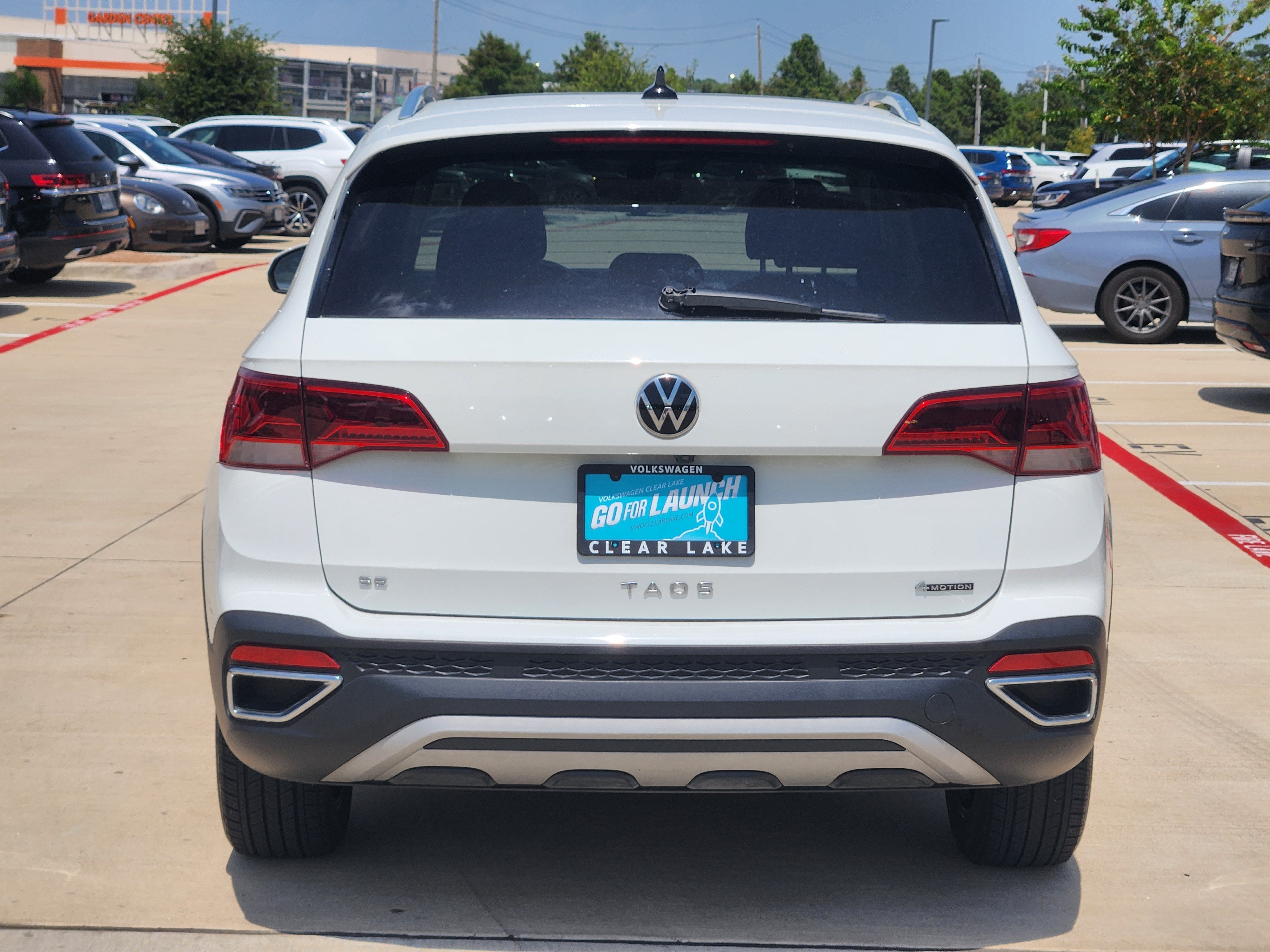 2024 Volkswagen Taos SE