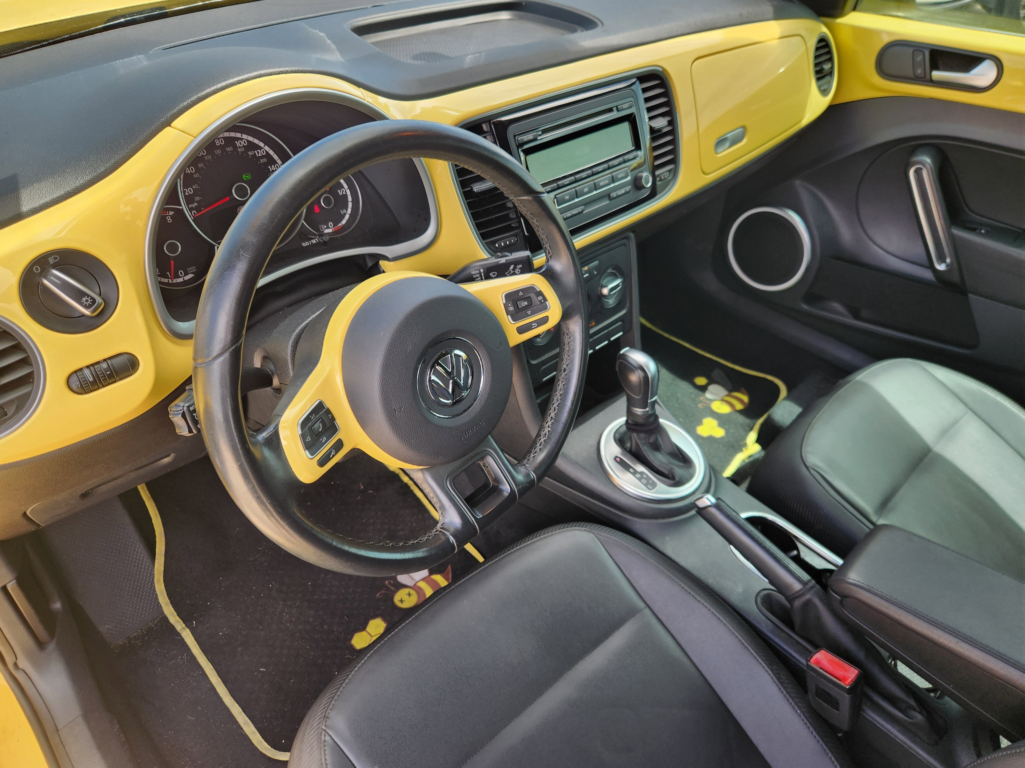2015 Volkswagen Beetle Convertible 1.8T