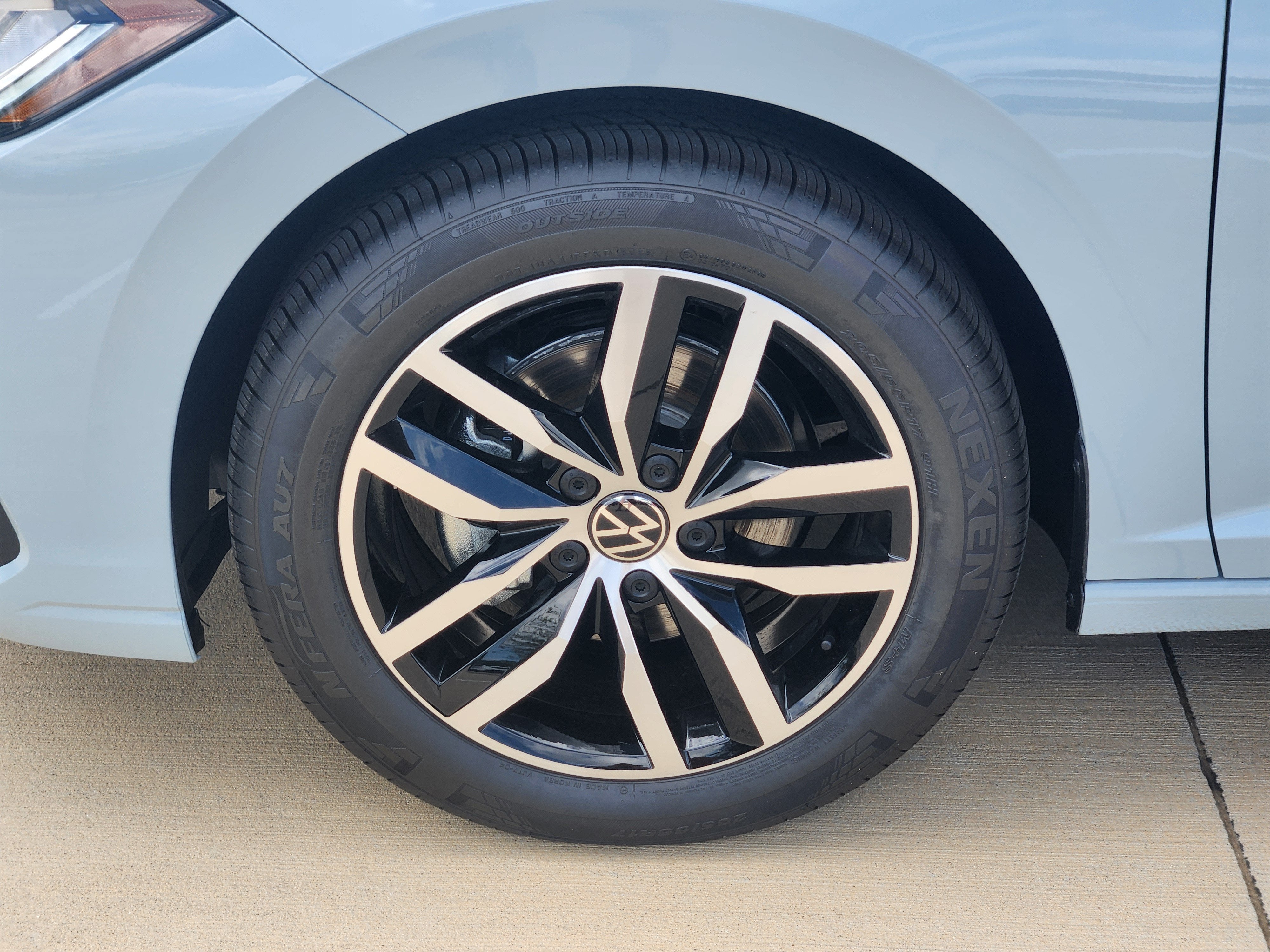 2027 Volkswagen Jetta SE