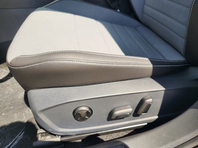 2027 Volkswagen Jetta SE