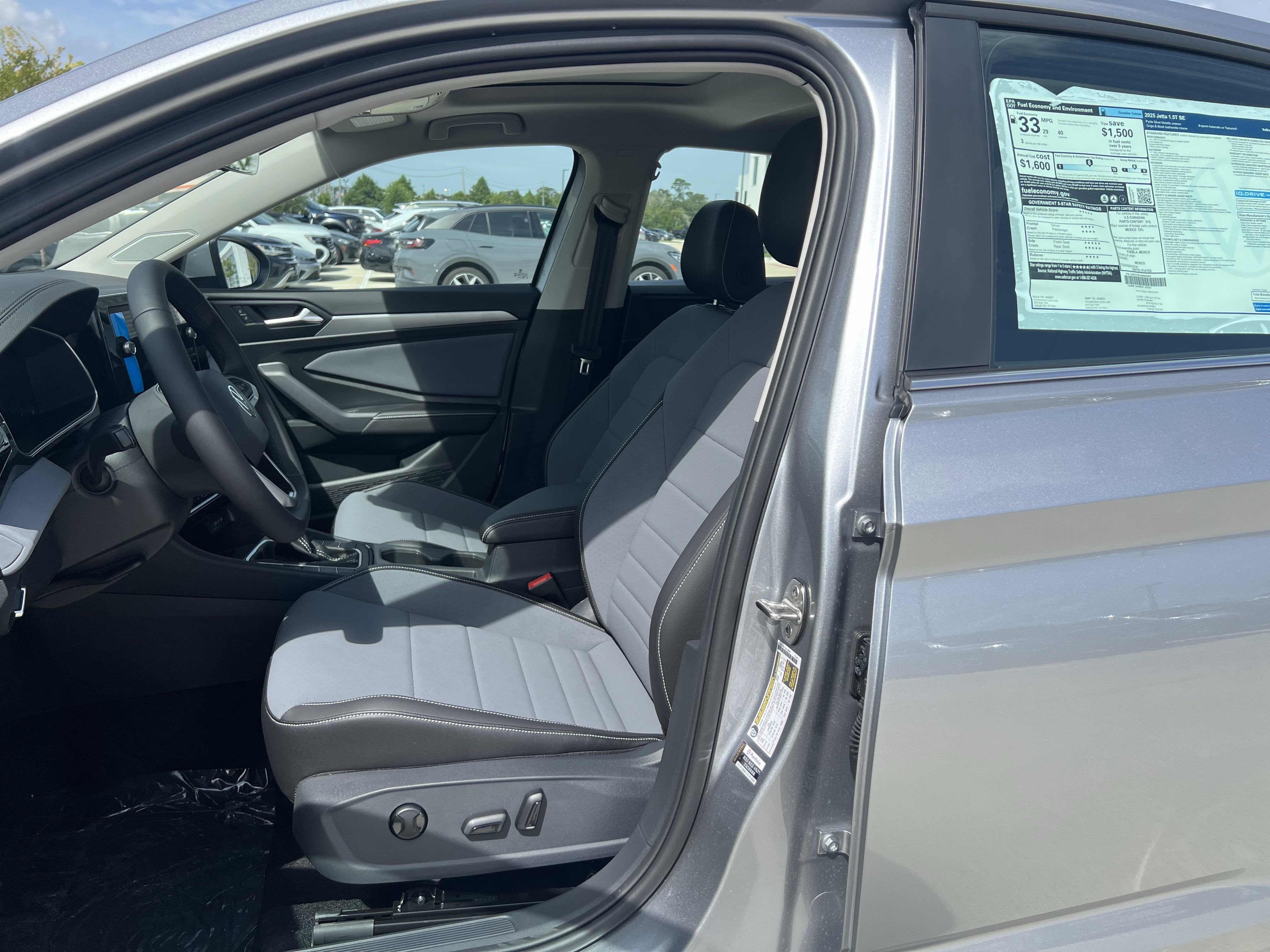 2025 Volkswagen Jetta SE