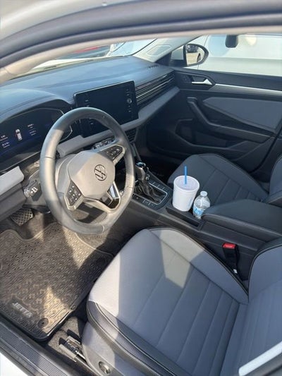 2025 Volkswagen Jetta SE