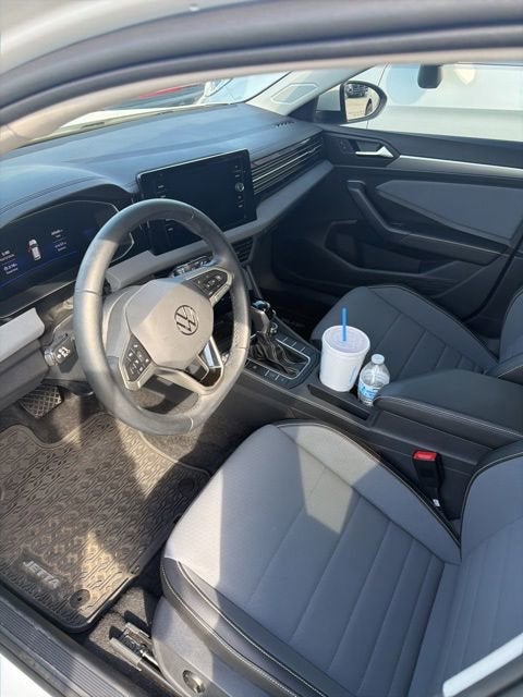 2025 Volkswagen Jetta SE