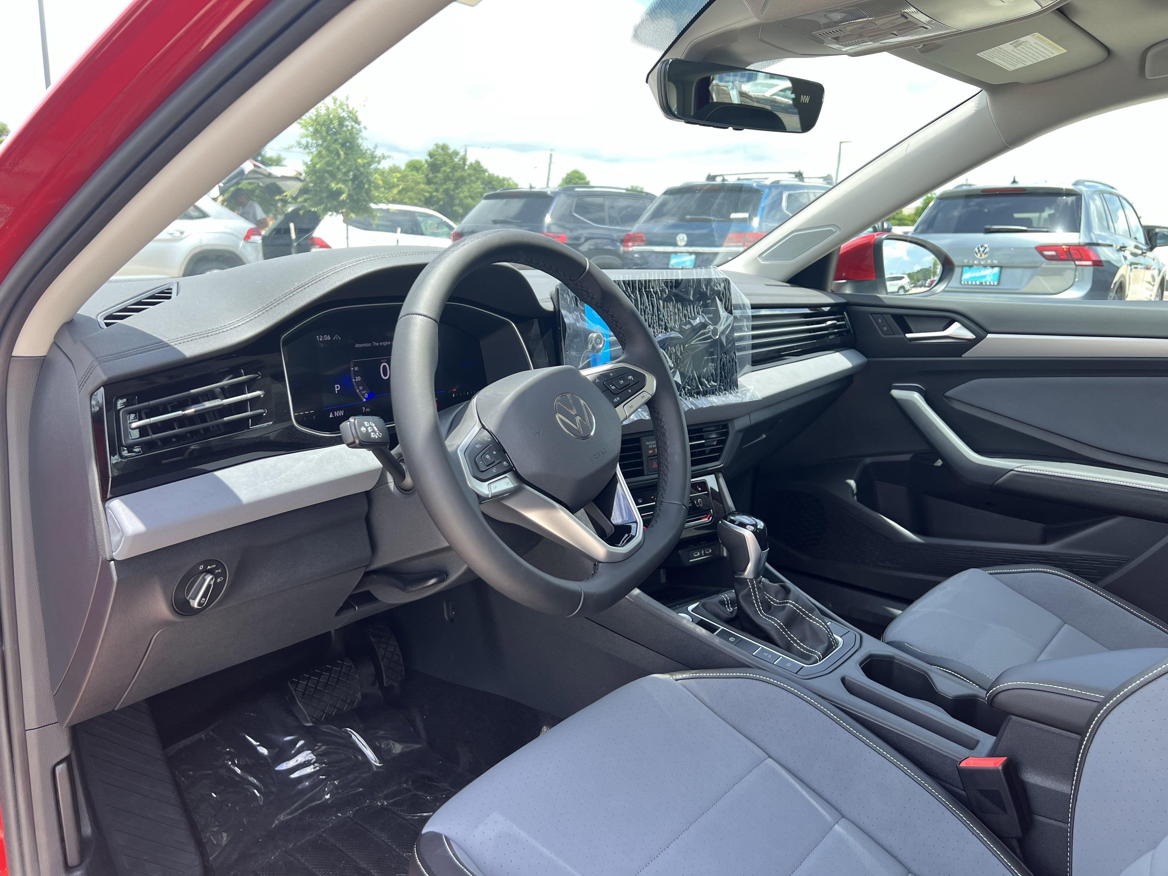 2025 Volkswagen Jetta SE