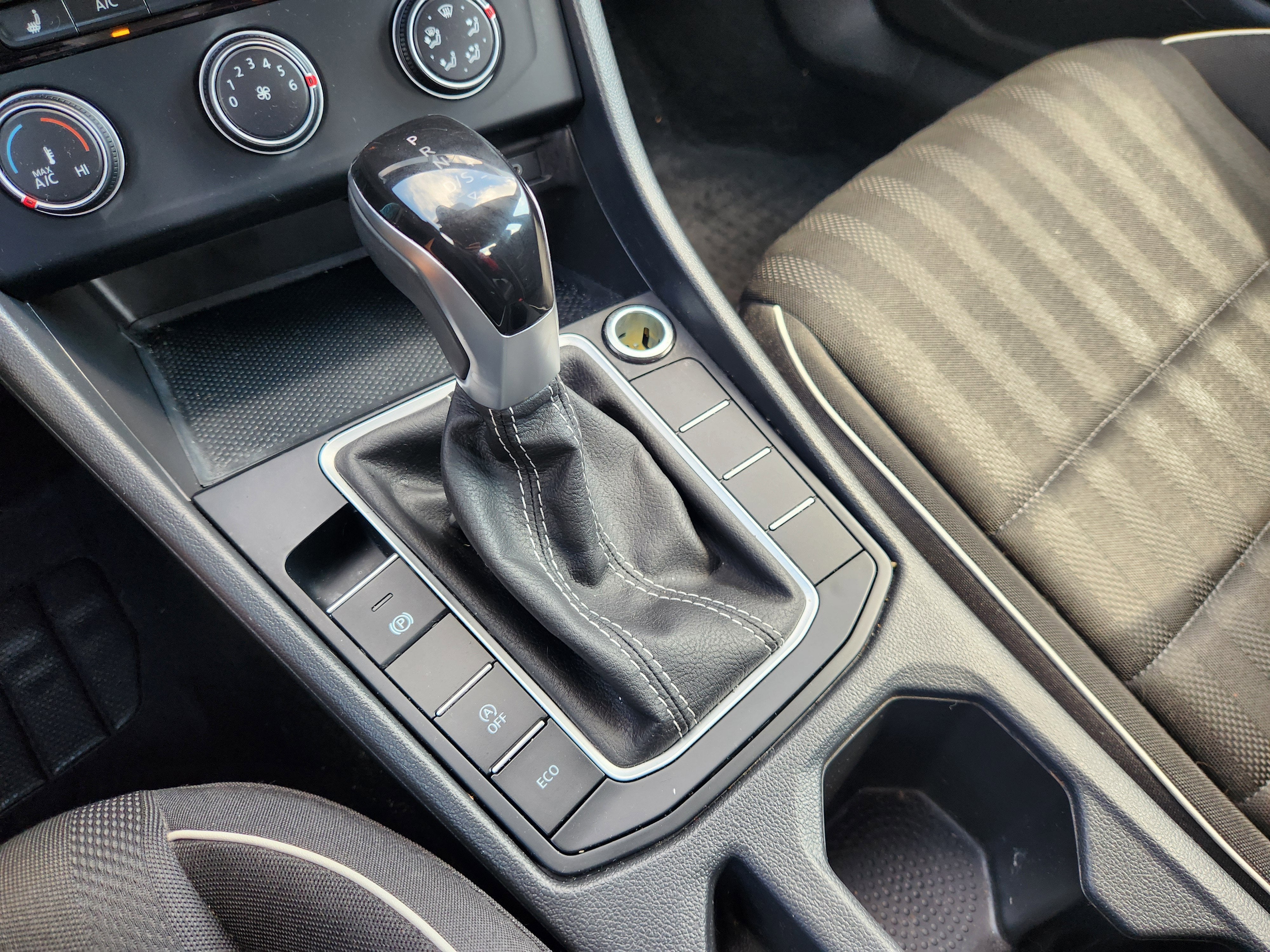 2024 Volkswagen Jetta Sport