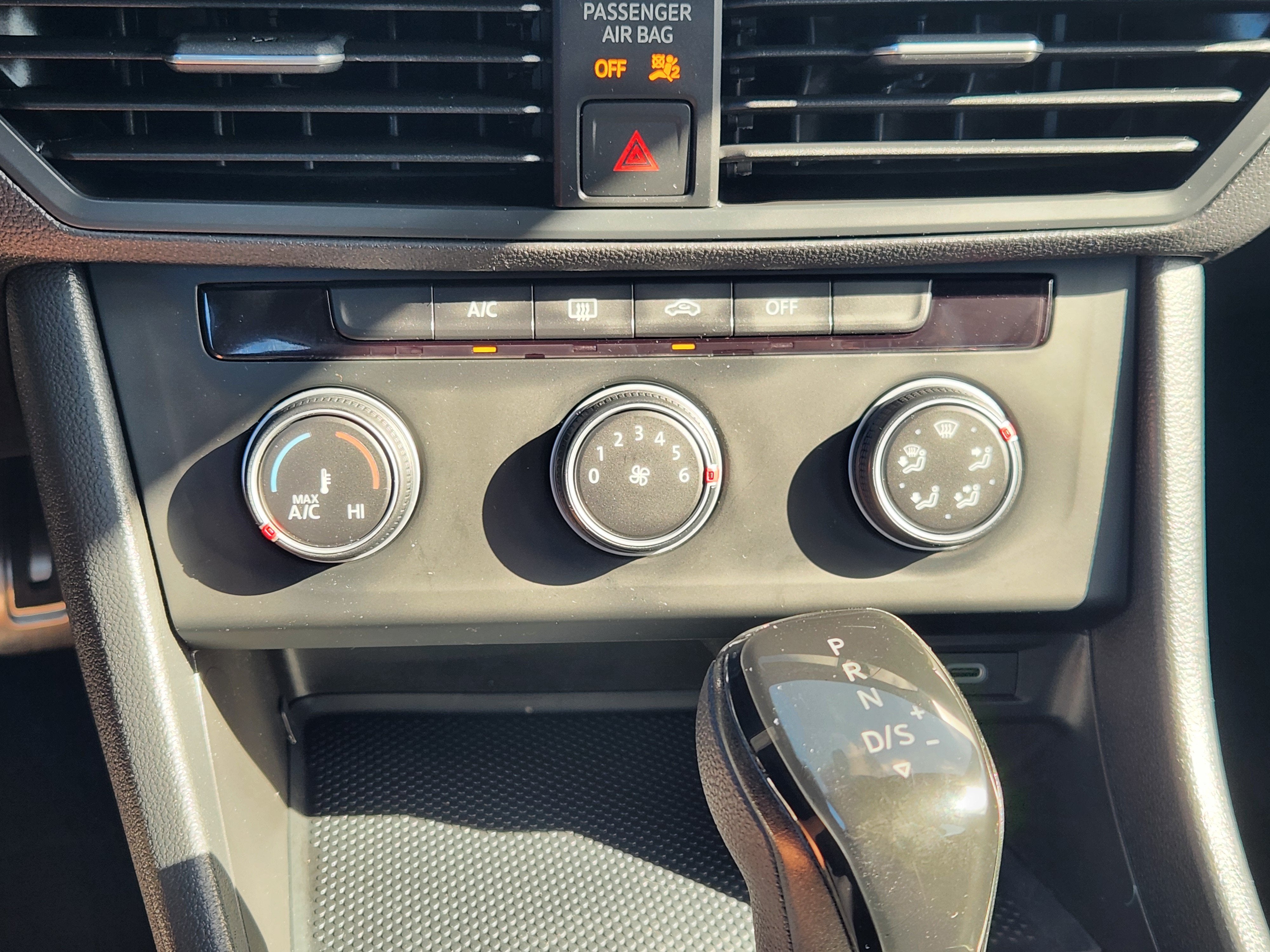 2023 Volkswagen Jetta Sport