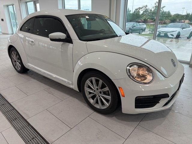 2018 Volkswagen Beetle S