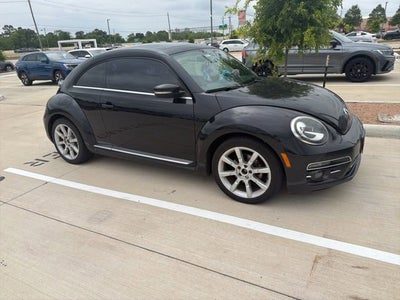 2018 Volkswagen Beetle SE