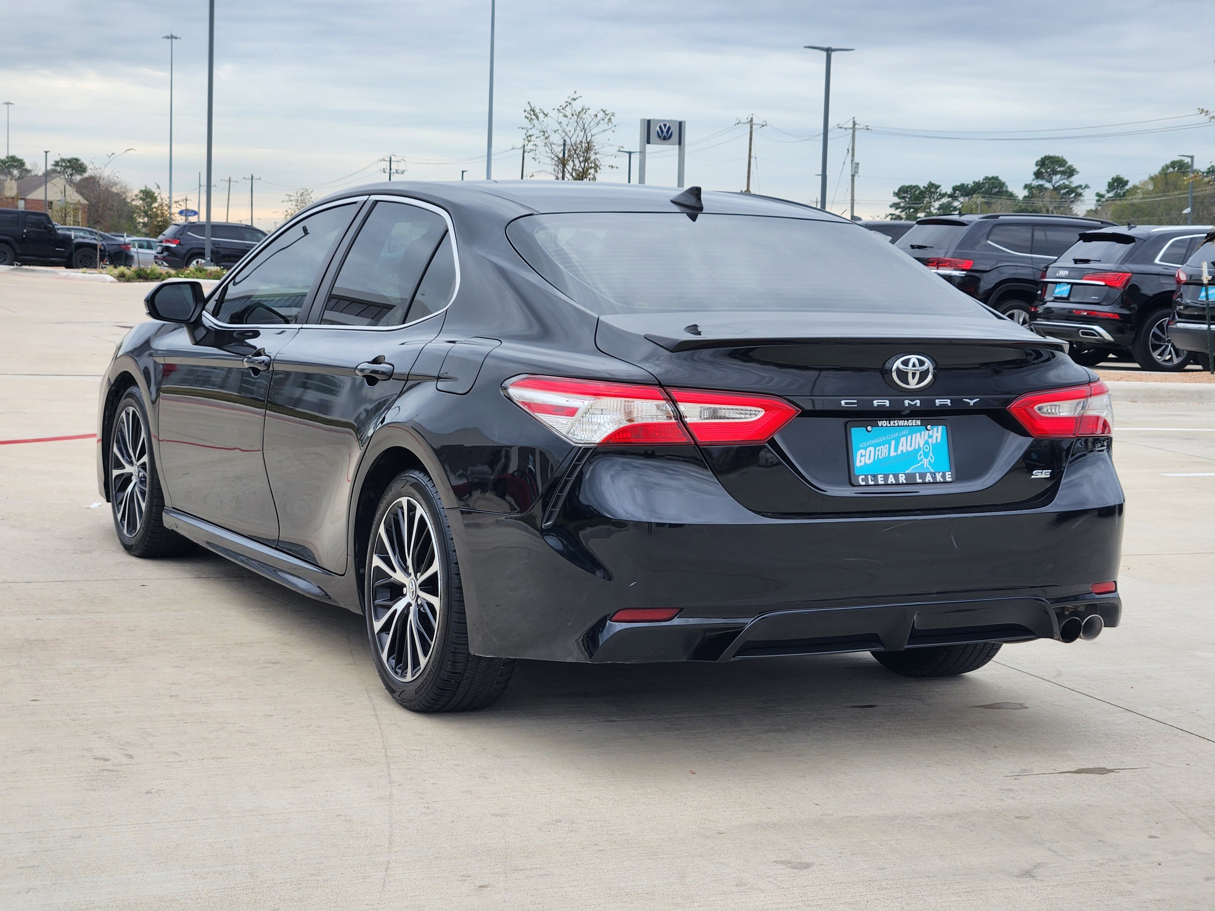 2020 Toyota Camry SE