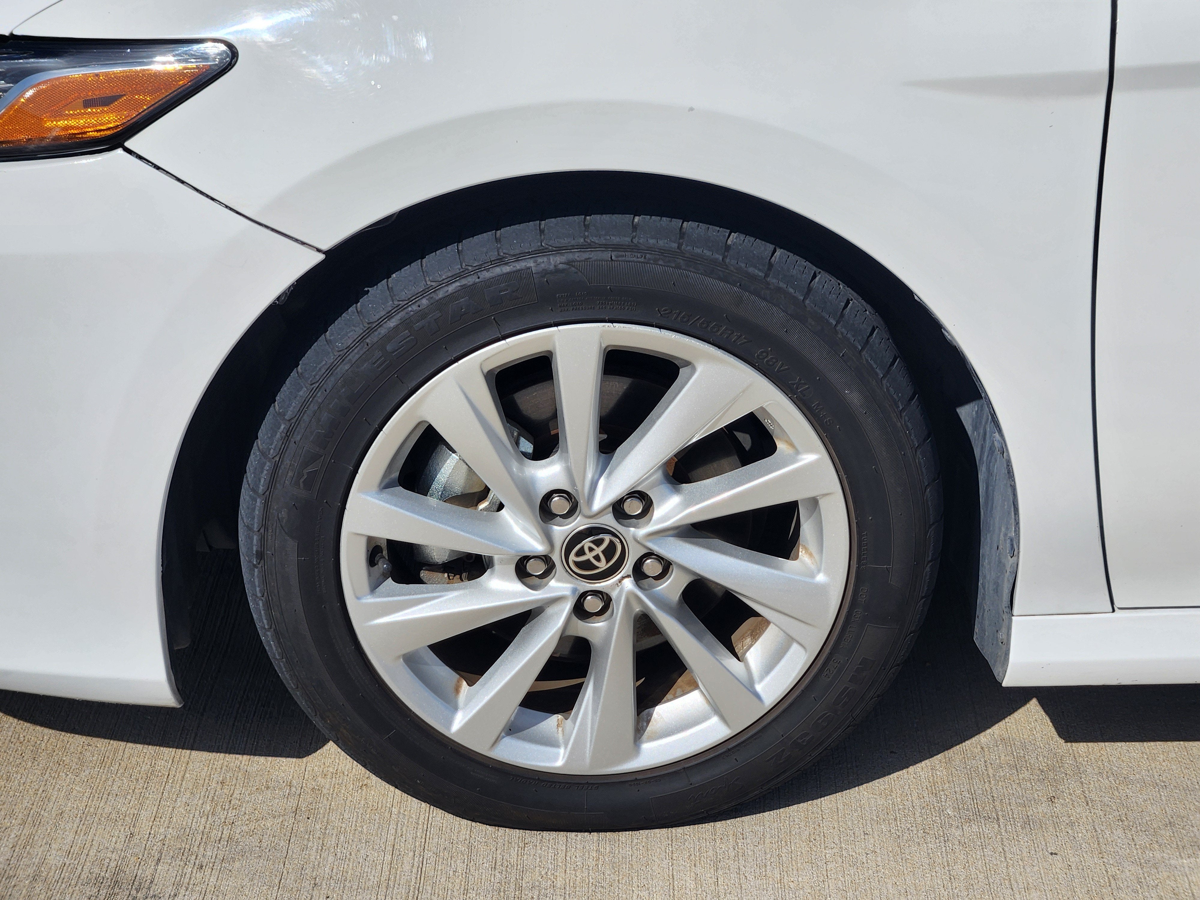 2024 Toyota Camry LE